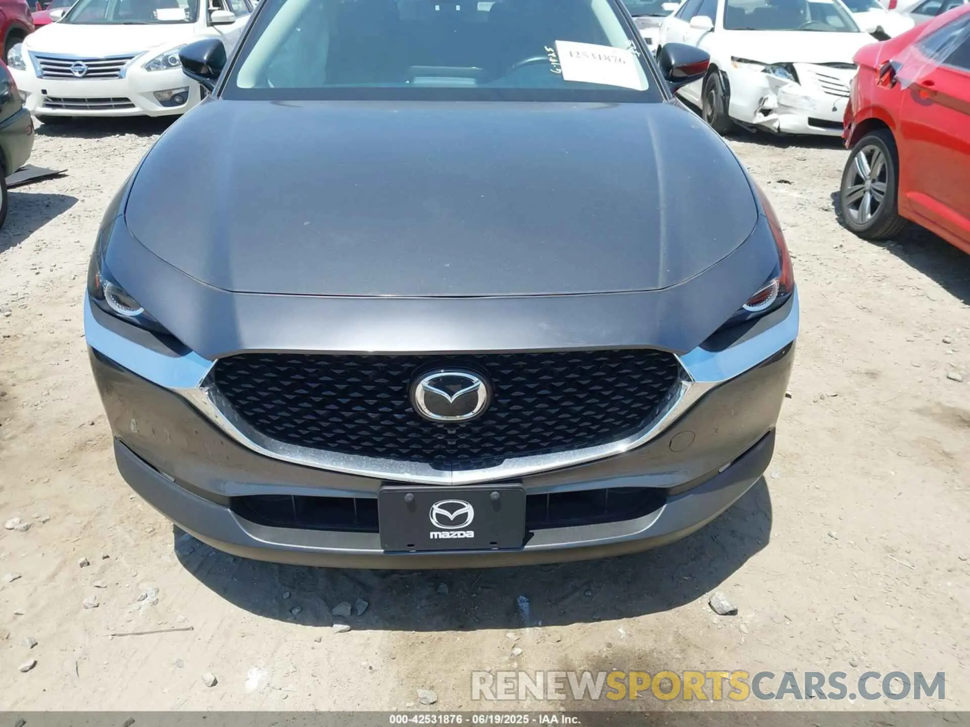13 fotografías del automóvil dañado 3MVDMACL4MM213844 MAZDA CX-30 2021