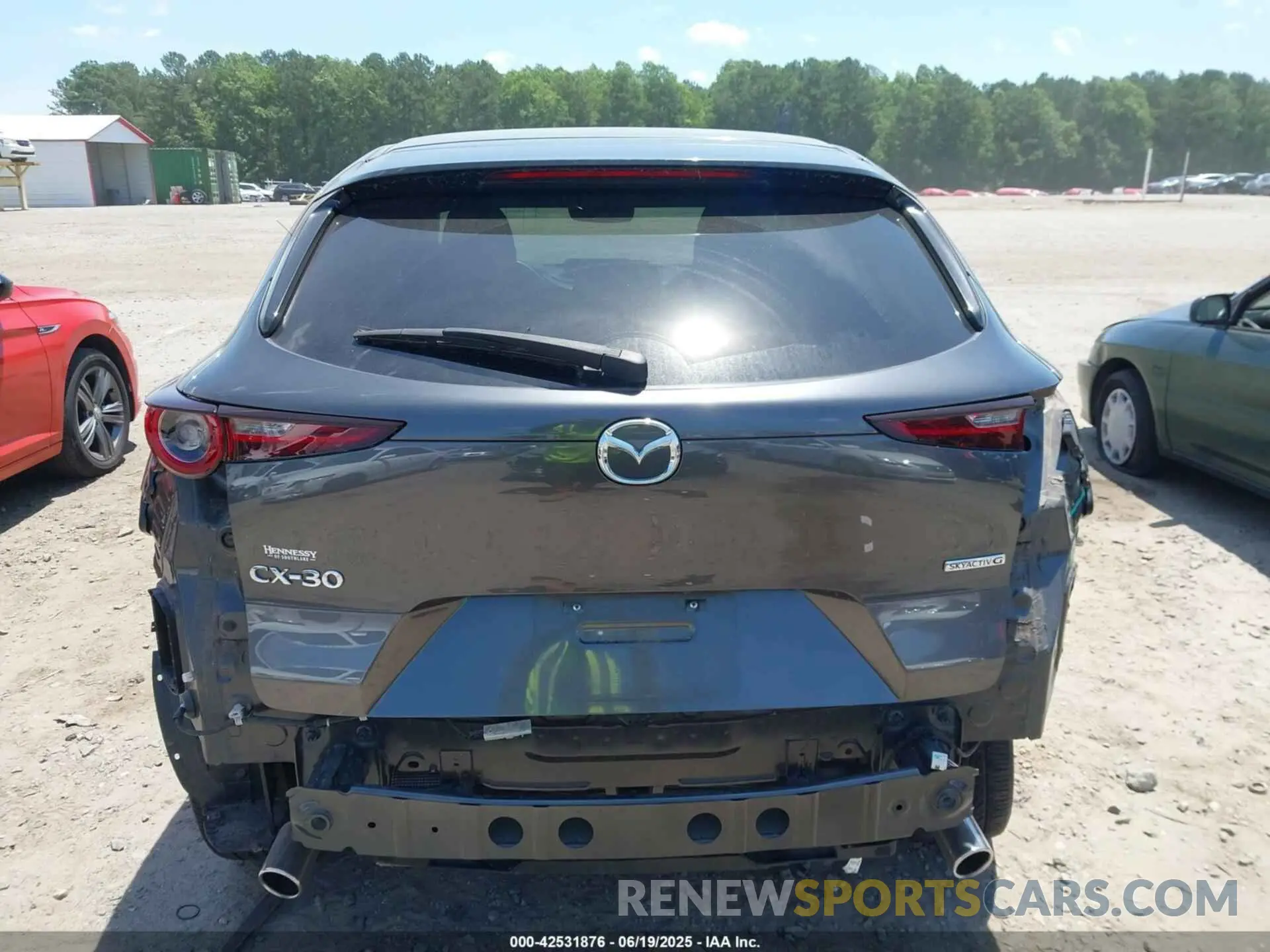 17 fotografías del automóvil dañado 3MVDMACL4MM213844 MAZDA CX-30 2021