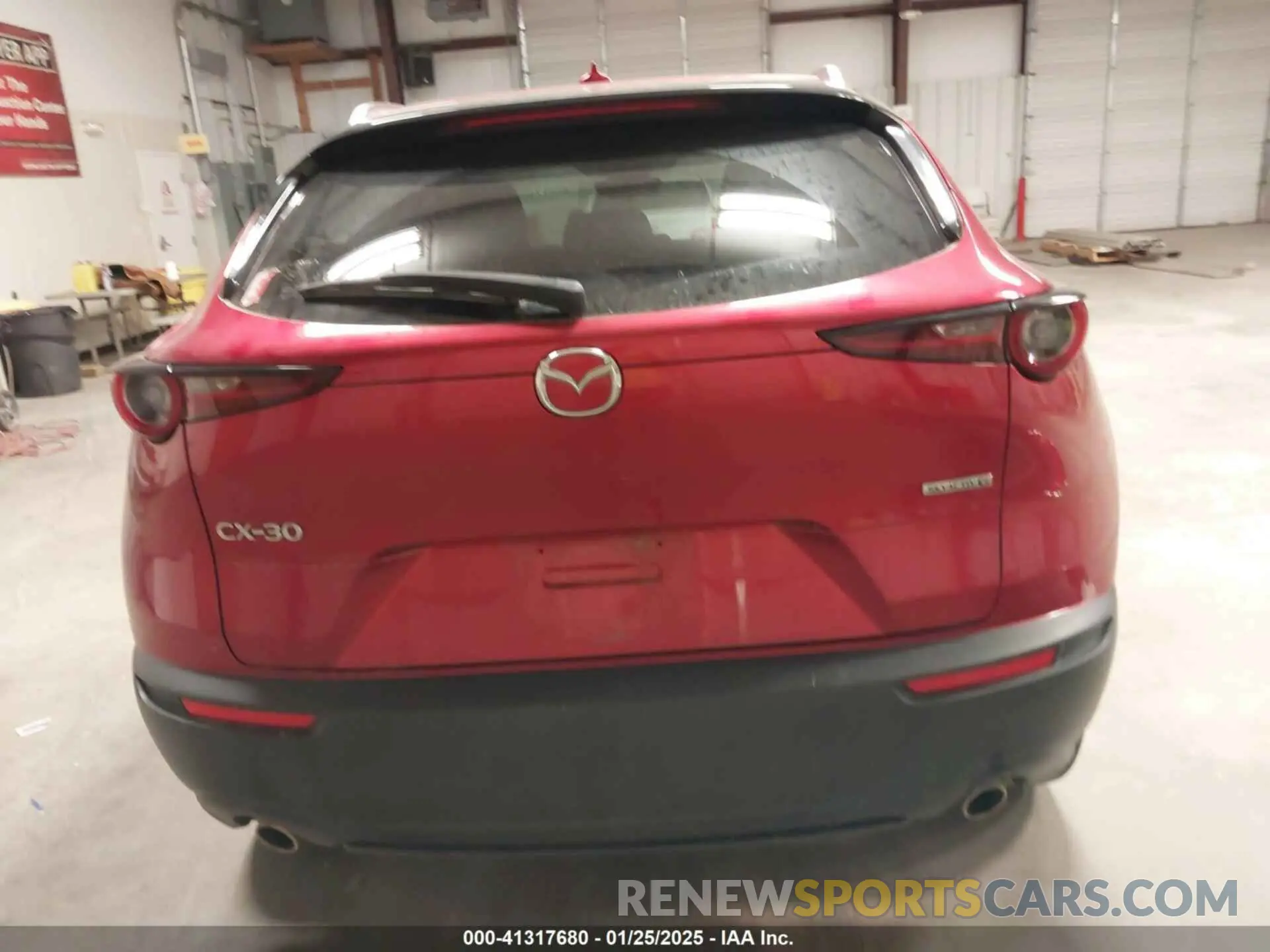 17 fotografías del automóvil dañado 3MVDMADL8MM320149 MAZDA CX-30 2021