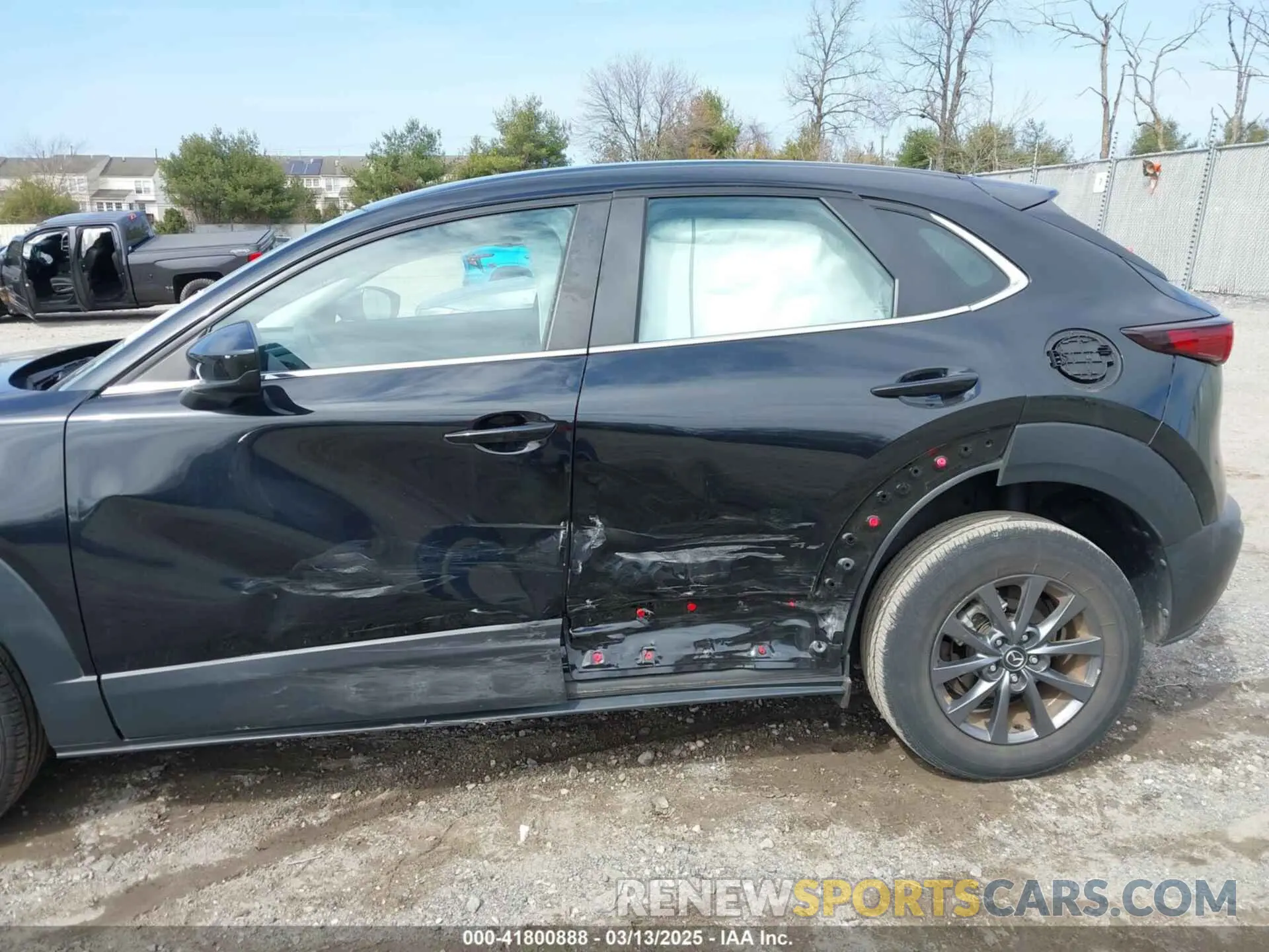 6 fotografías del automóvil dañado 3MVDMBAL5MM214185 MAZDA CX-30 2021