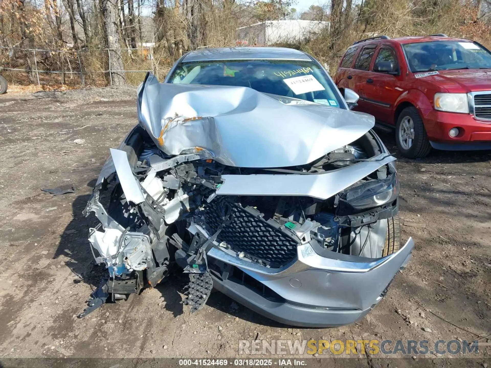 12 fotografías del automóvil dañado 3MVDMBBL3MM224650 MAZDA CX-30 2021