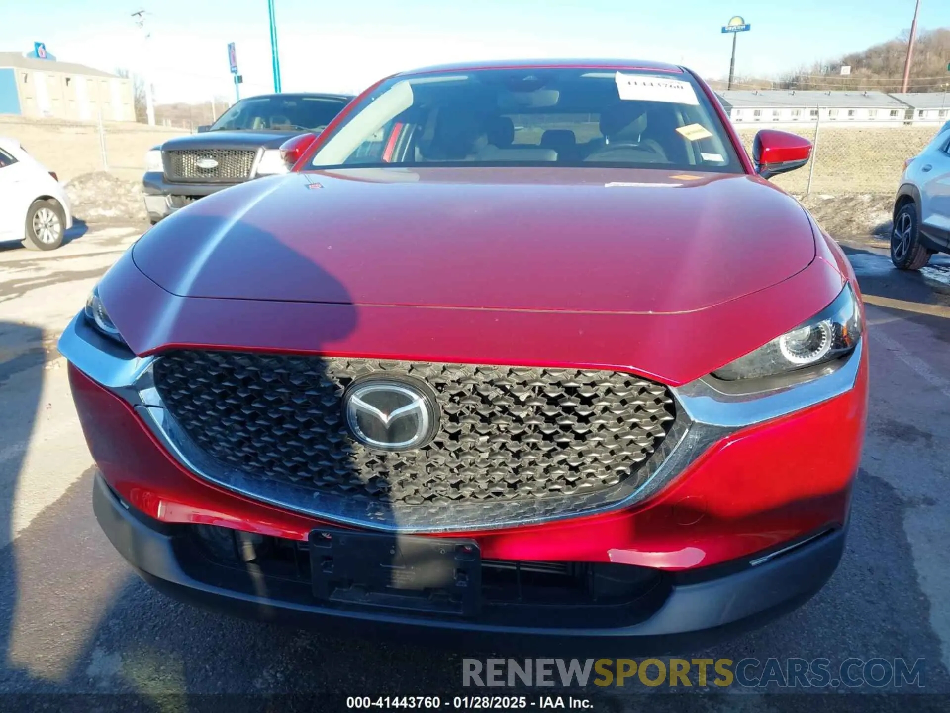 12 fotografías del automóvil dañado 3MVDMBBL3MM318317 MAZDA CX-30 2021