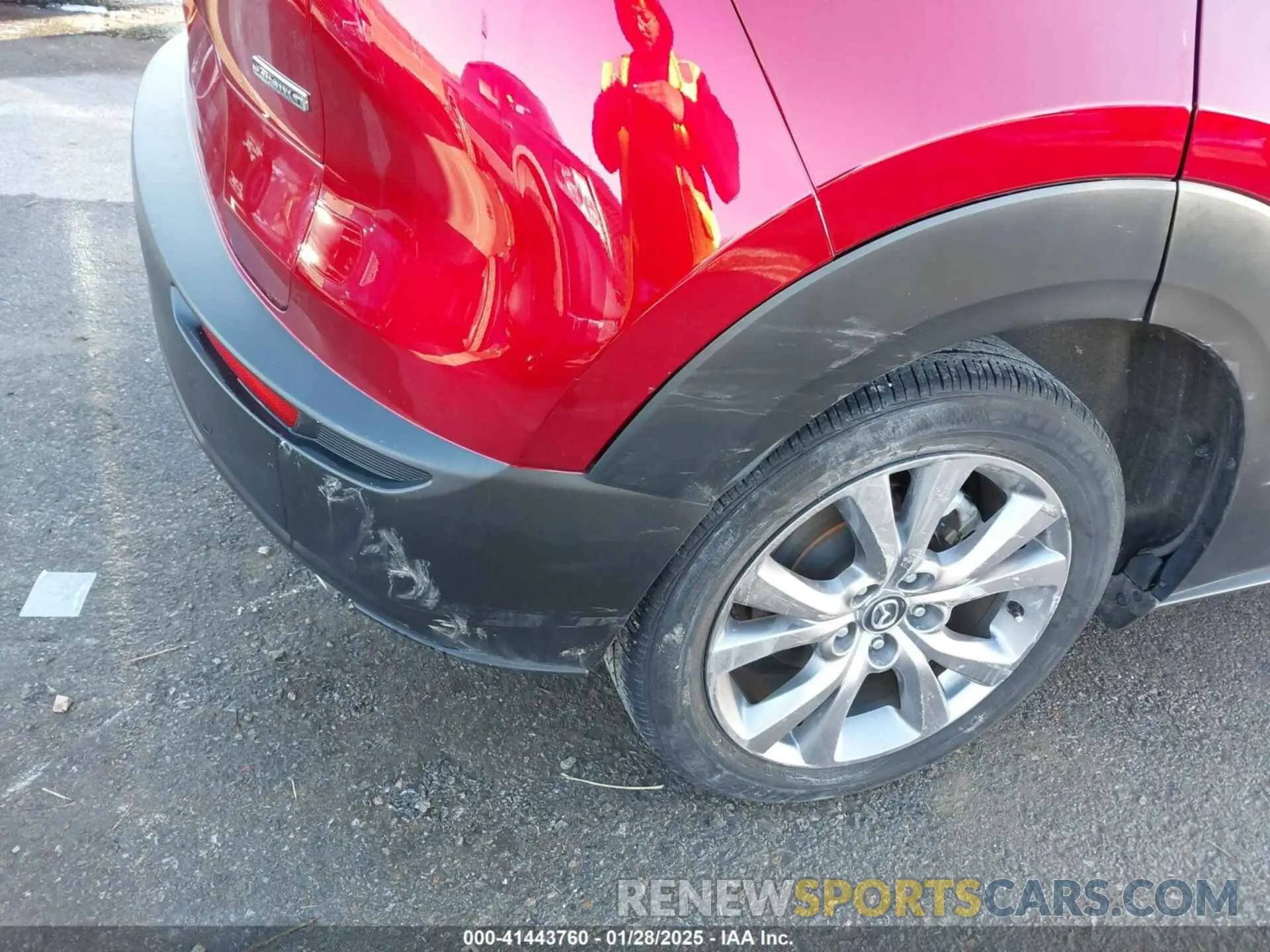 6 fotografías del automóvil dañado 3MVDMBBL3MM318317 MAZDA CX-30 2021