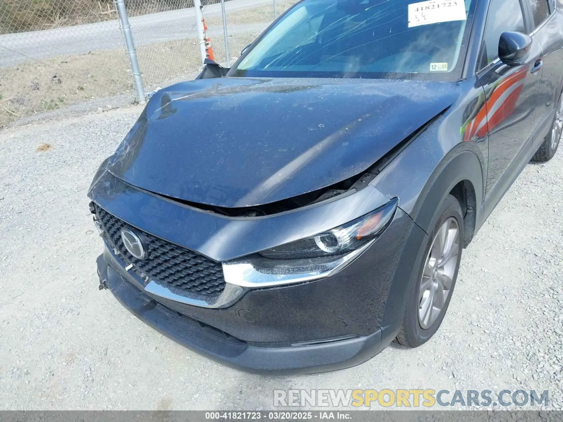 19 fotografías del automóvil dañado 3MVDMBBL5MM224326 MAZDA CX-30 2021