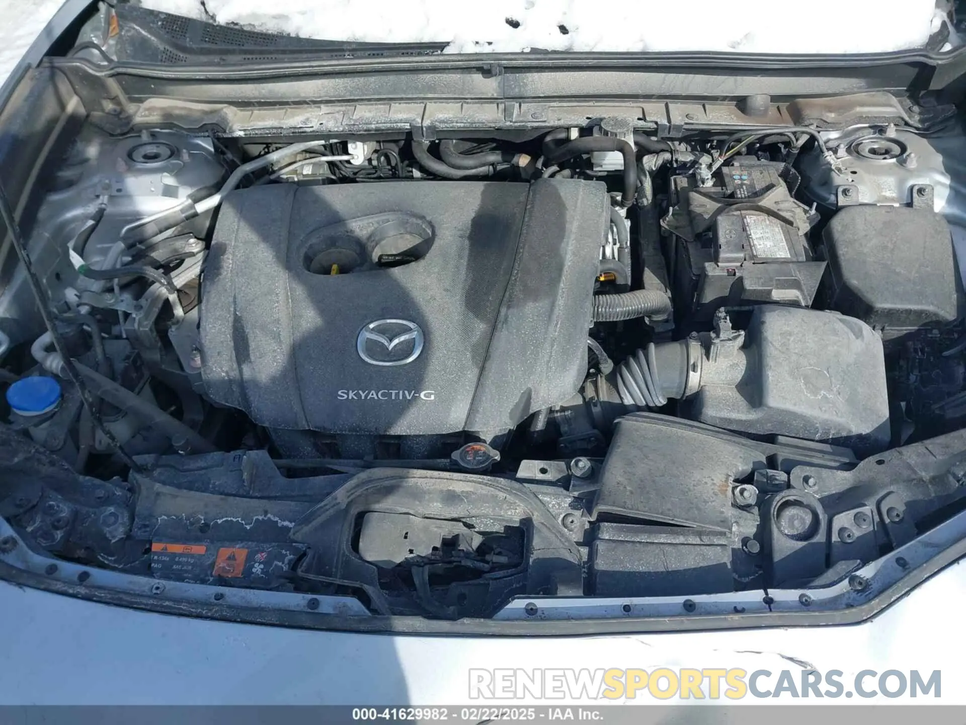 10 fotografías del automóvil dañado 3MVDMBBL5MM312843 MAZDA CX-30 2021