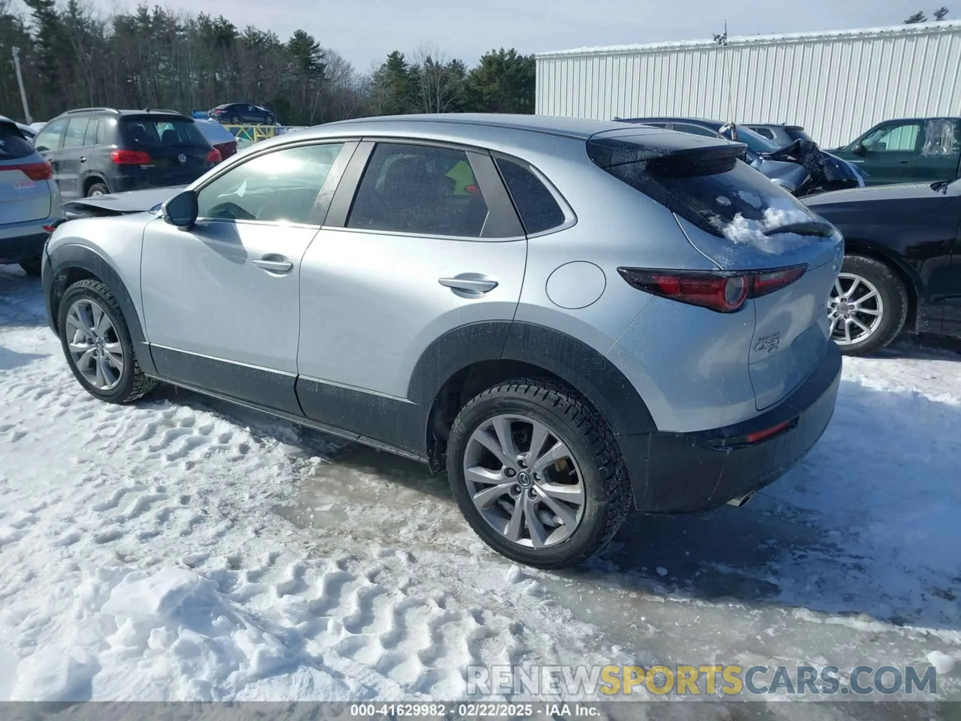 3 fotografías del automóvil dañado 3MVDMBBL5MM312843 MAZDA CX-30 2021