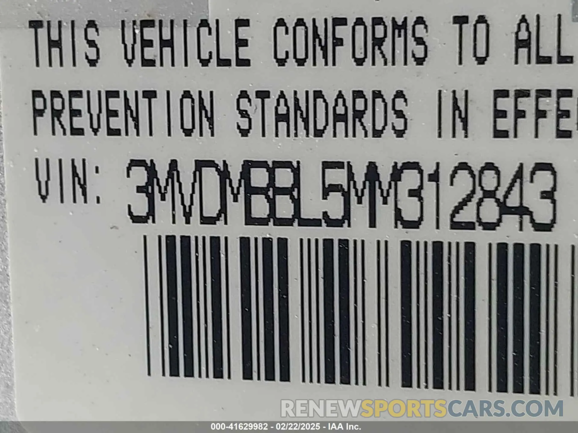 9 fotografías del automóvil dañado 3MVDMBBL5MM312843 MAZDA CX-30 2021