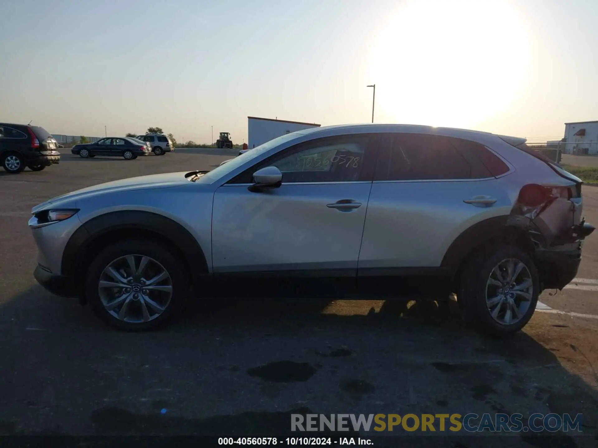 15 fotografías del automóvil dañado 3MVDMBBL6MM303746 MAZDA CX-30 2021