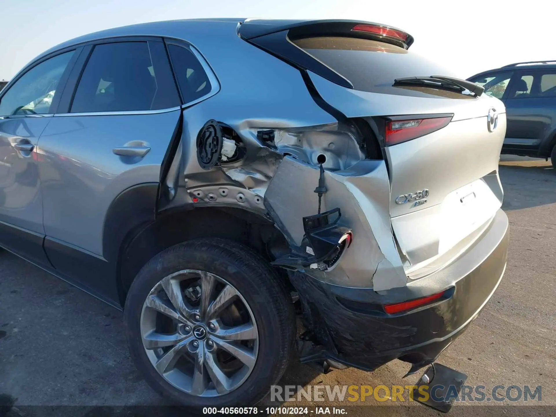 6 fotografías del automóvil dañado 3MVDMBBL6MM303746 MAZDA CX-30 2021