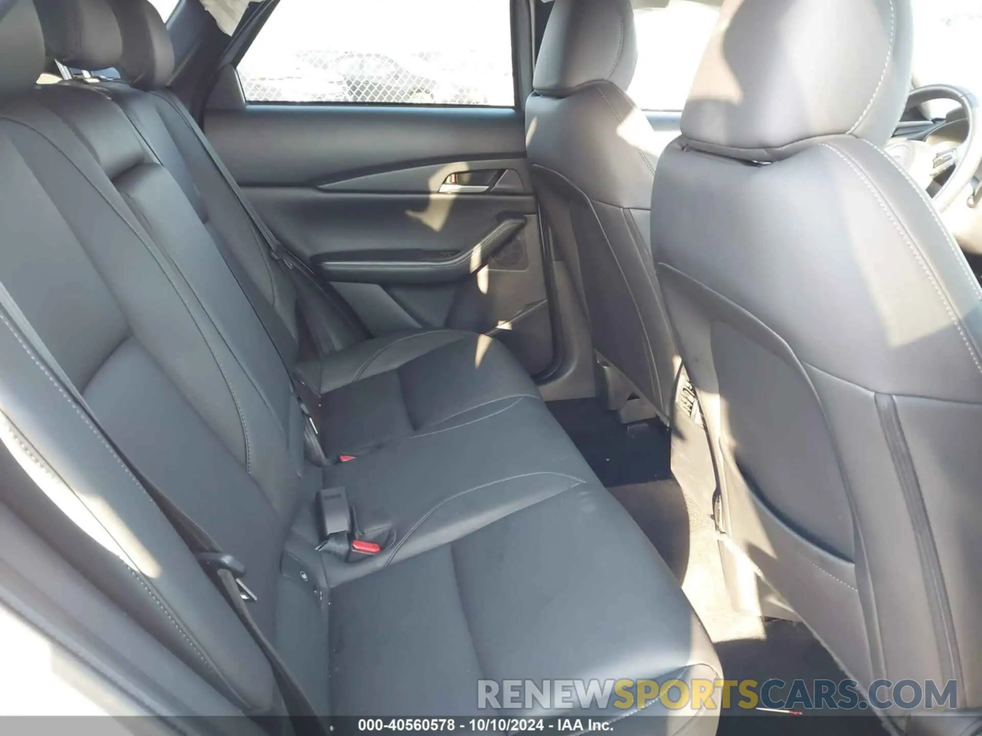 8 fotografías del automóvil dañado 3MVDMBBL6MM303746 MAZDA CX-30 2021