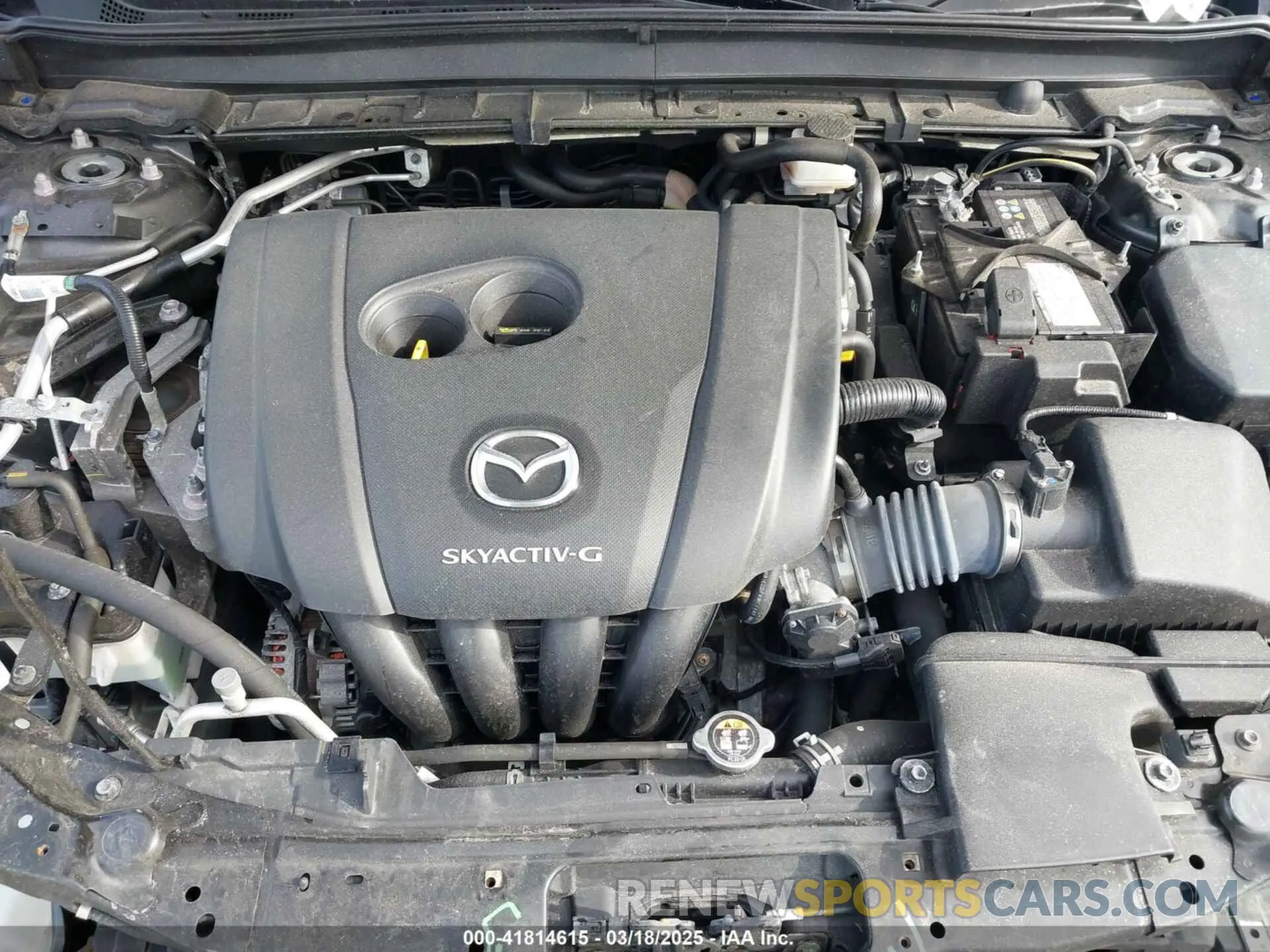 10 fotografías del automóvil dañado 3MVDMBBL8MM308155 MAZDA CX-30 2021