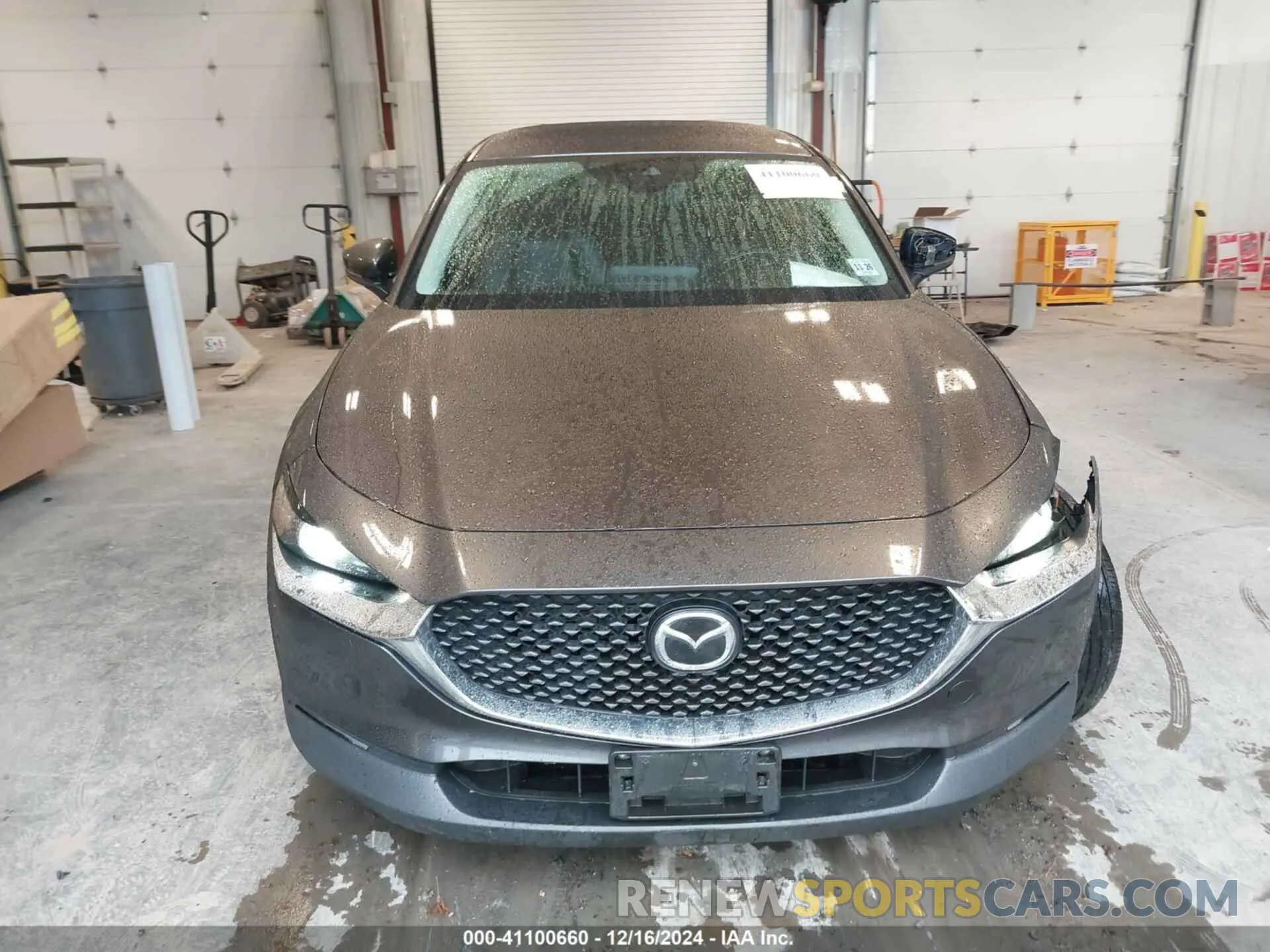 12 fotografías del automóvil dañado 3MVDMBBL8MM312187 MAZDA CX-30 2021