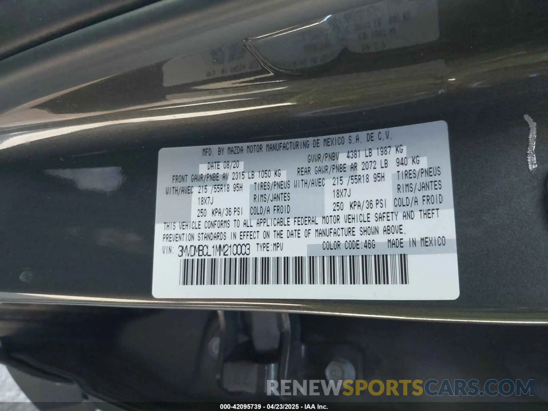 9 fotografías del automóvil dañado 3MVDMBCL1MM210003 MAZDA CX-30 2021