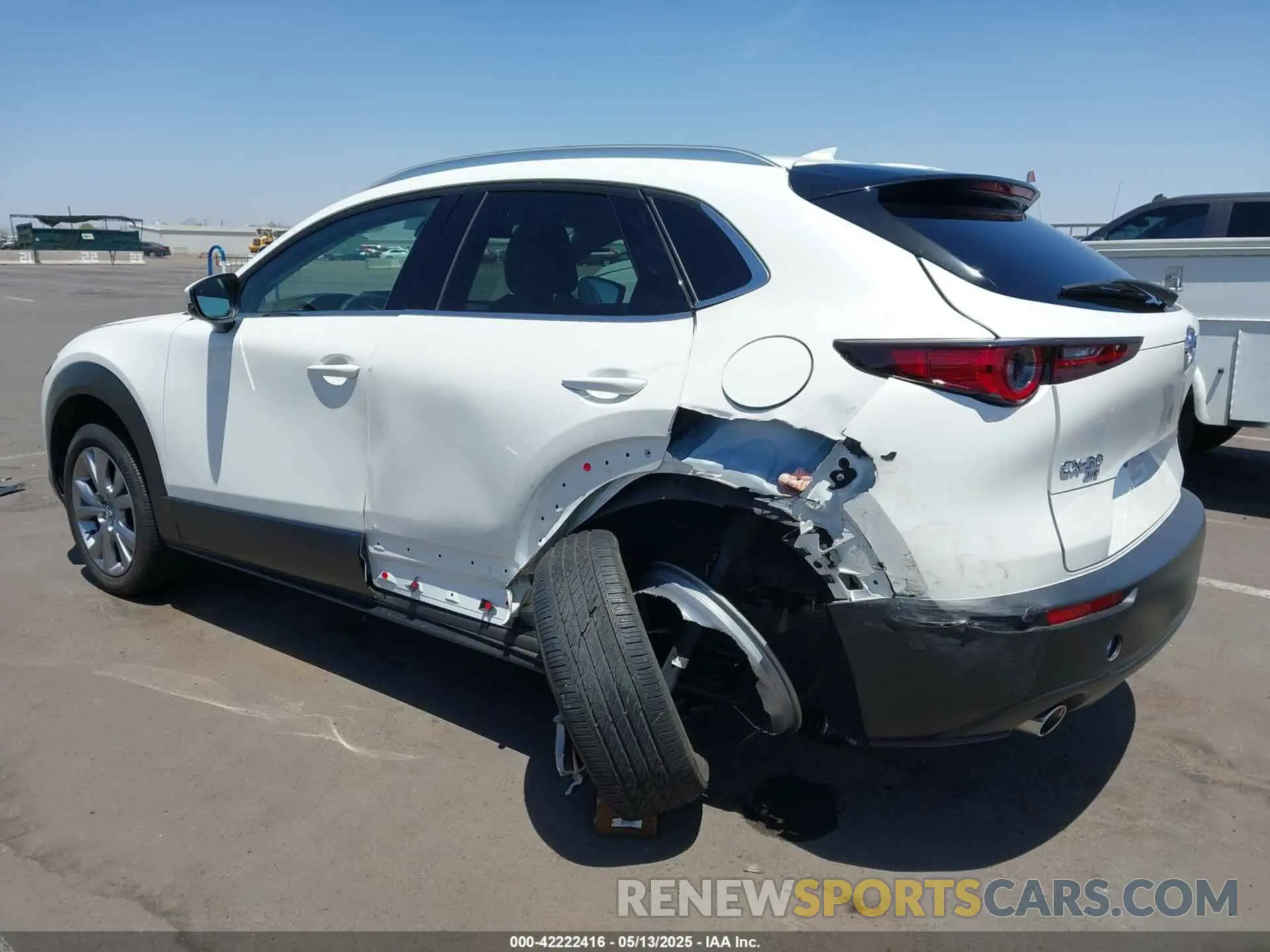 6 fotografías del automóvil dañado 3MVDMBDL3MM272162 MAZDA CX-30 2021