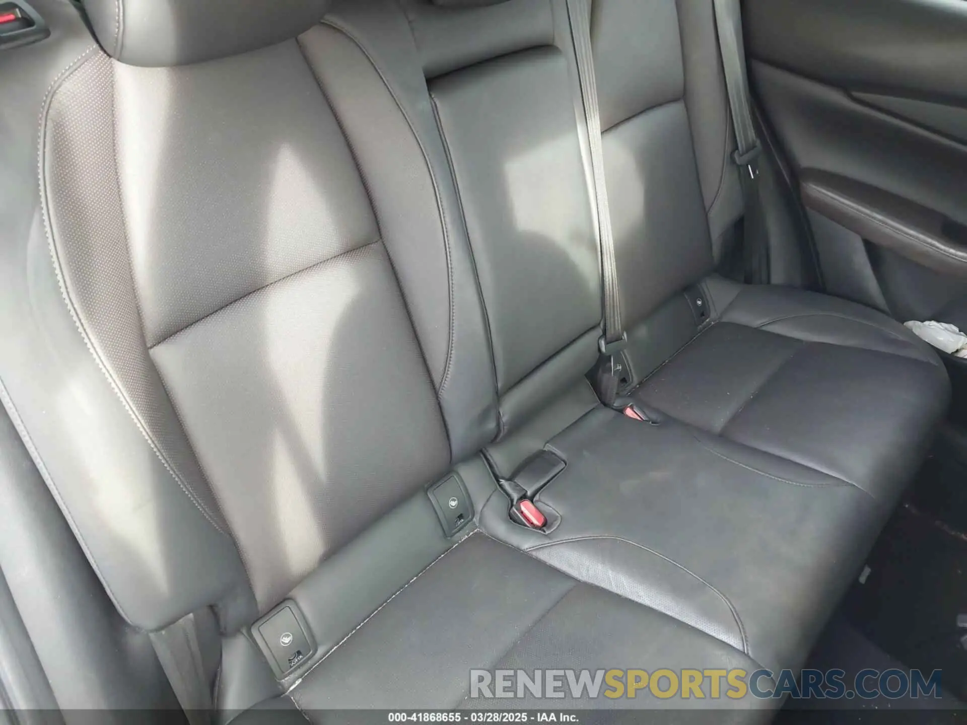 8 fotografías del automóvil dañado 3MVDMBDL4MM310630 MAZDA CX-30 2021