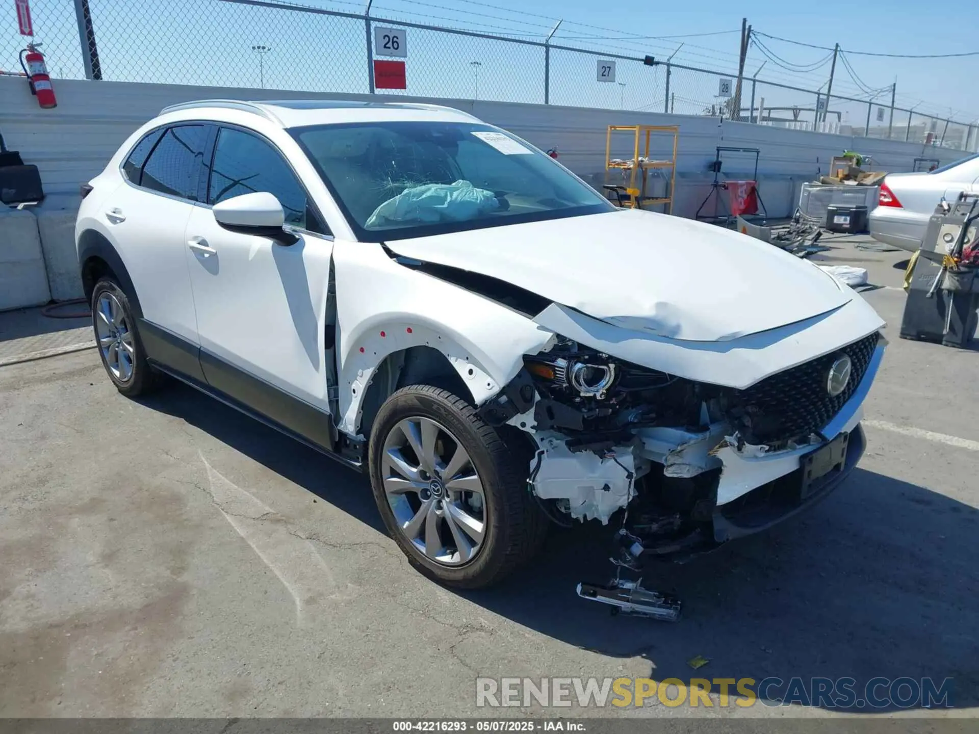 6 fotografías del automóvil dañado 3MVDMBDL4MM319747 MAZDA CX-30 2021