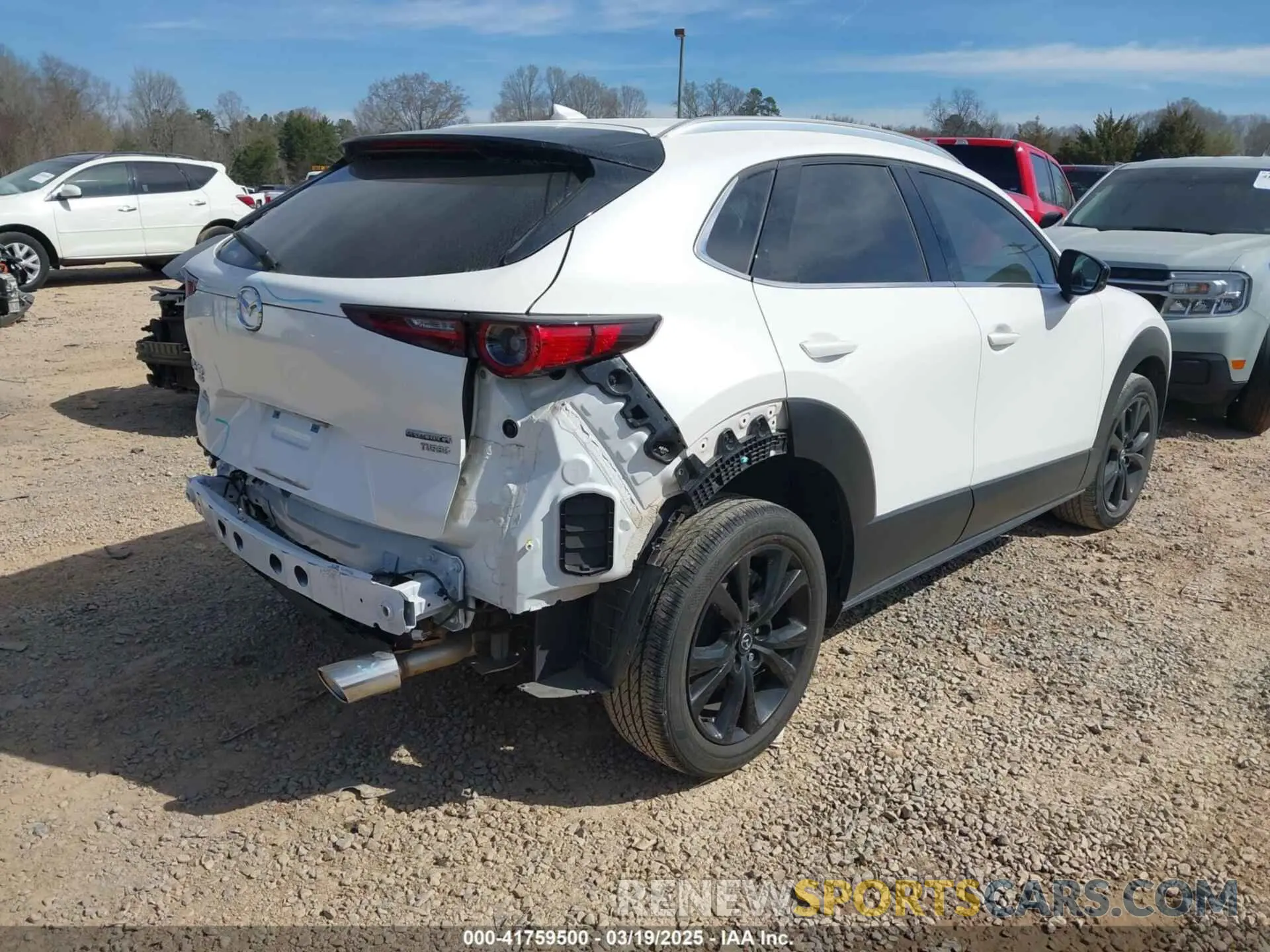 4 fotografías del automóvil dañado 3MVDMBDYXMM231104 MAZDA CX-30 2021