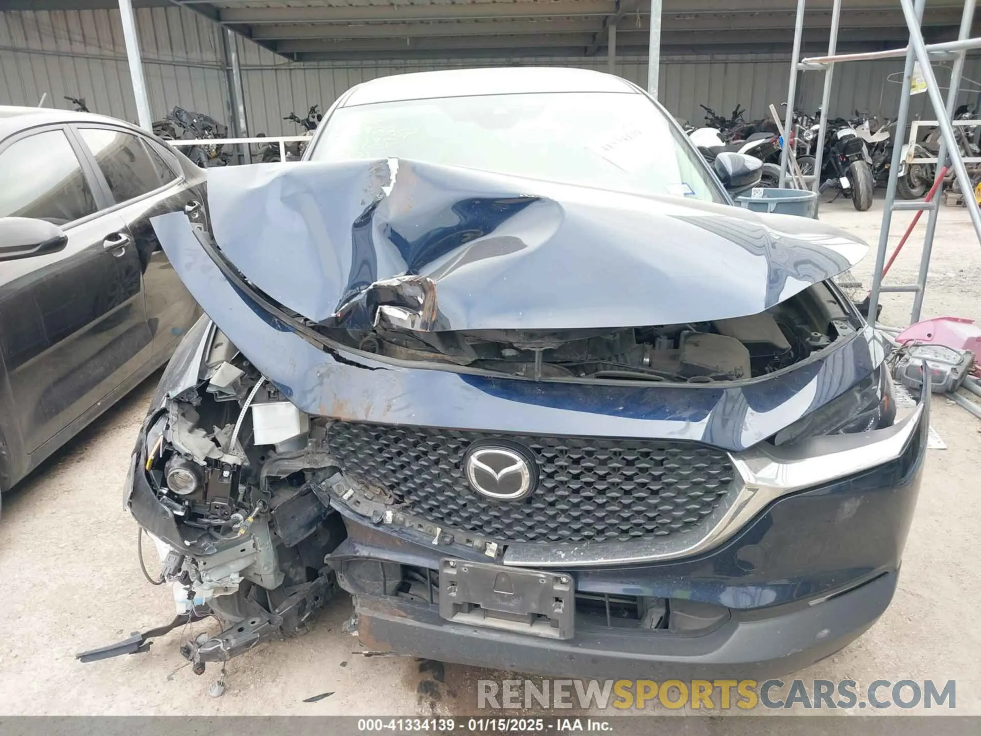 11 fotografías del automóvil dañado 3MVDMBAL6NM406135 MAZDA CX-30 2022