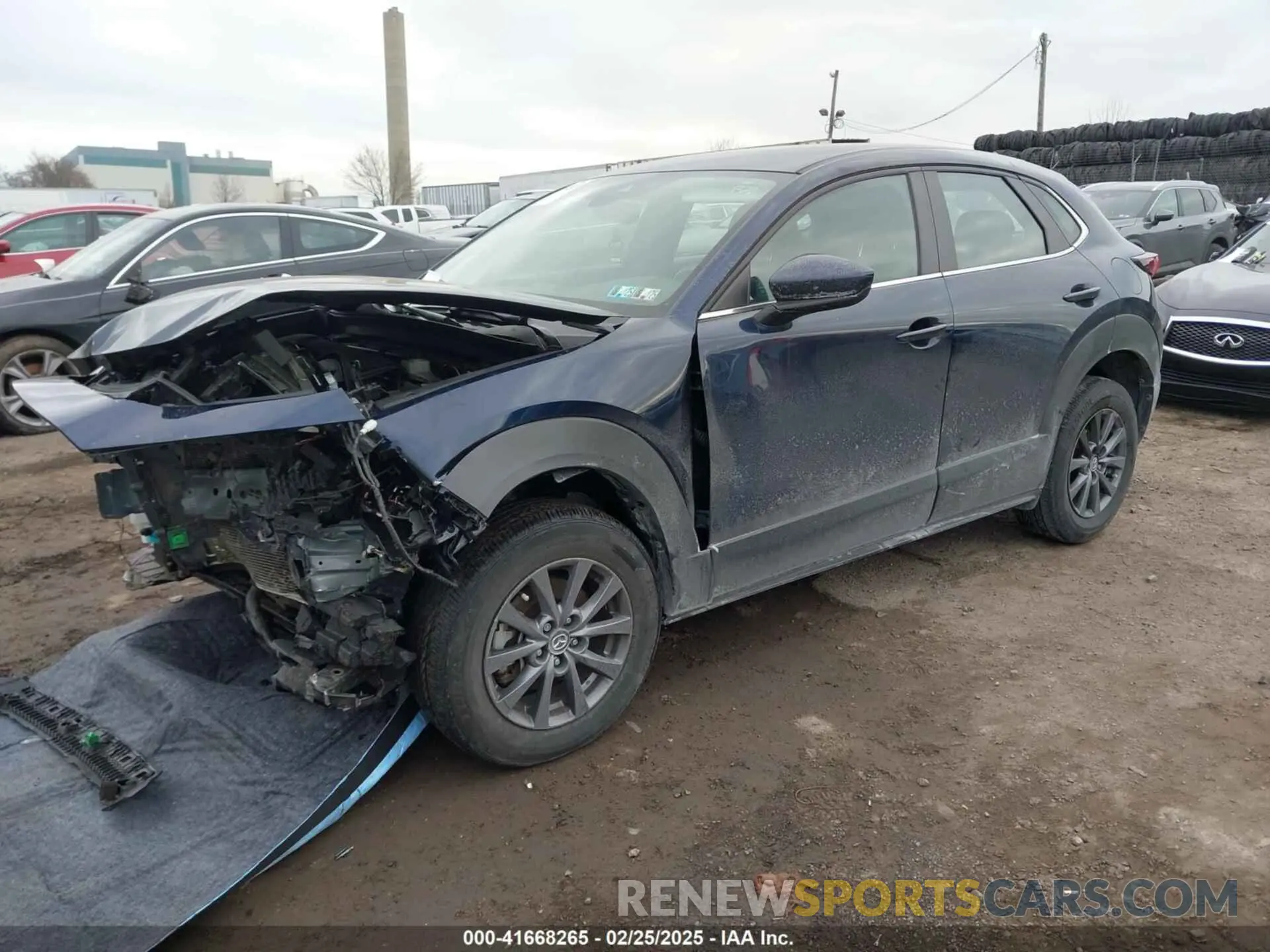 2 fotografías del automóvil dañado 3MVDMBAL8NM411739 MAZDA CX-30 2022