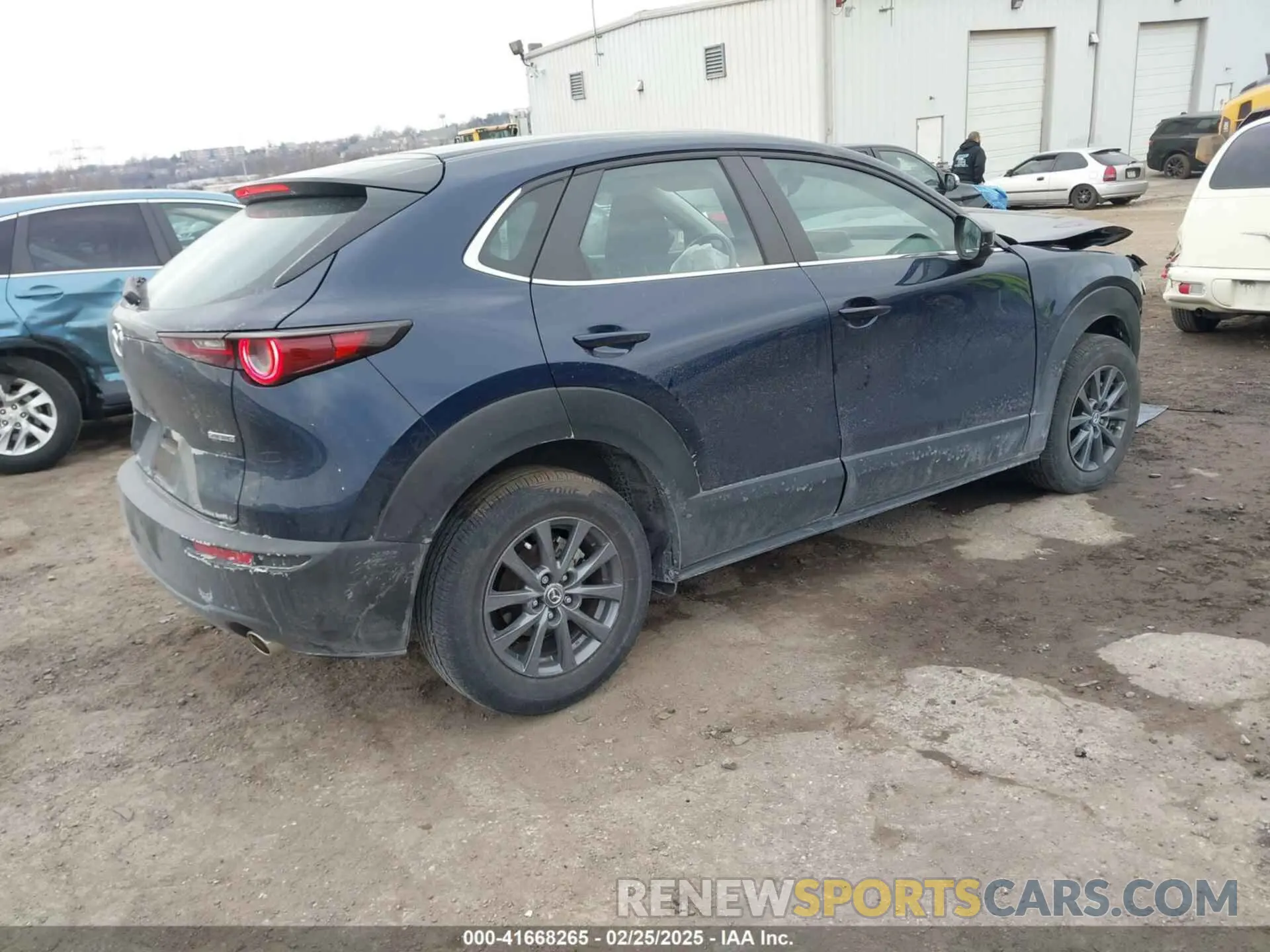 4 fotografías del automóvil dañado 3MVDMBAL8NM411739 MAZDA CX-30 2022