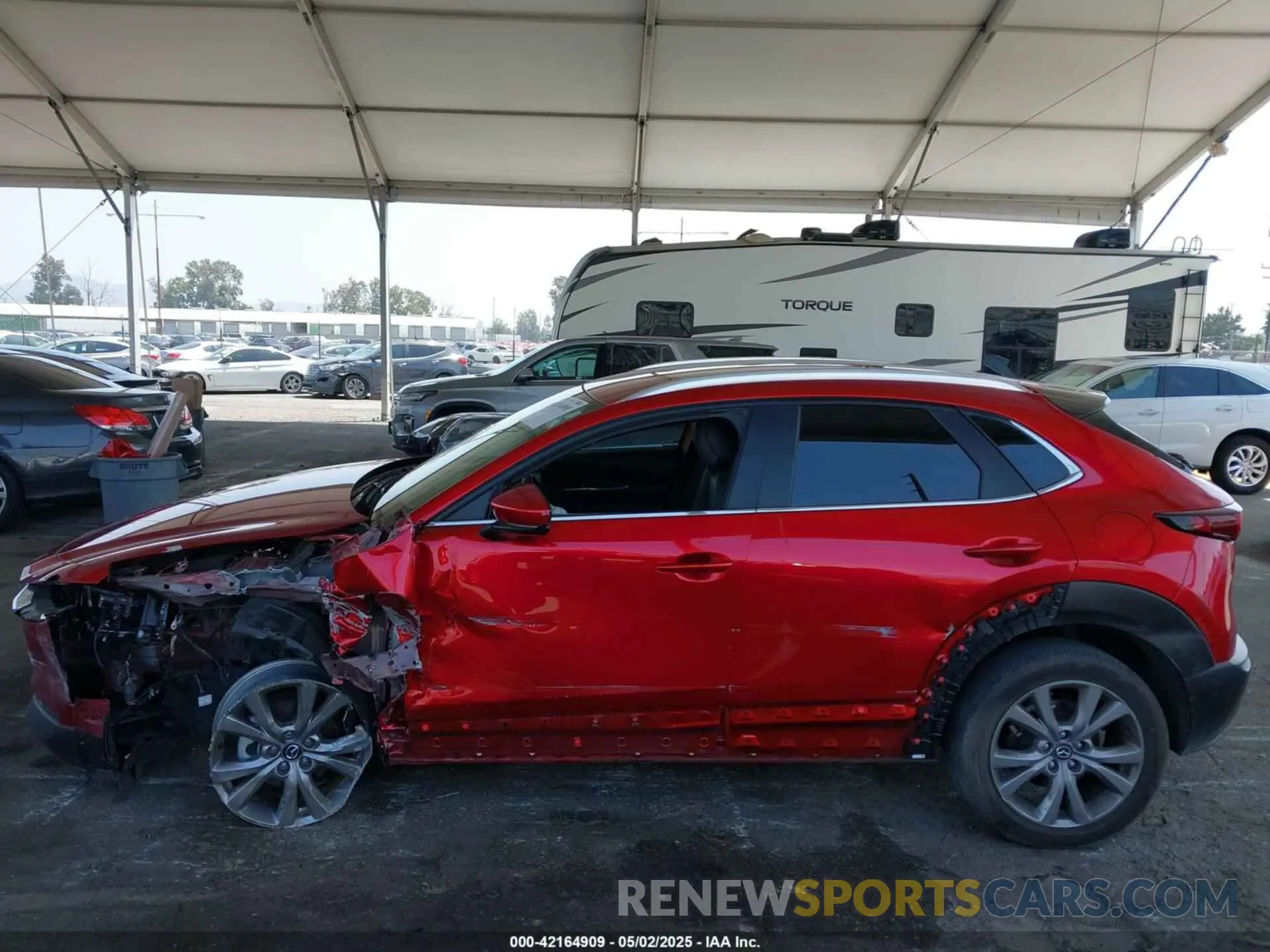 14 fotografías del automóvil dañado 3MVDMBBL2NM417034 MAZDA CX-30 2022