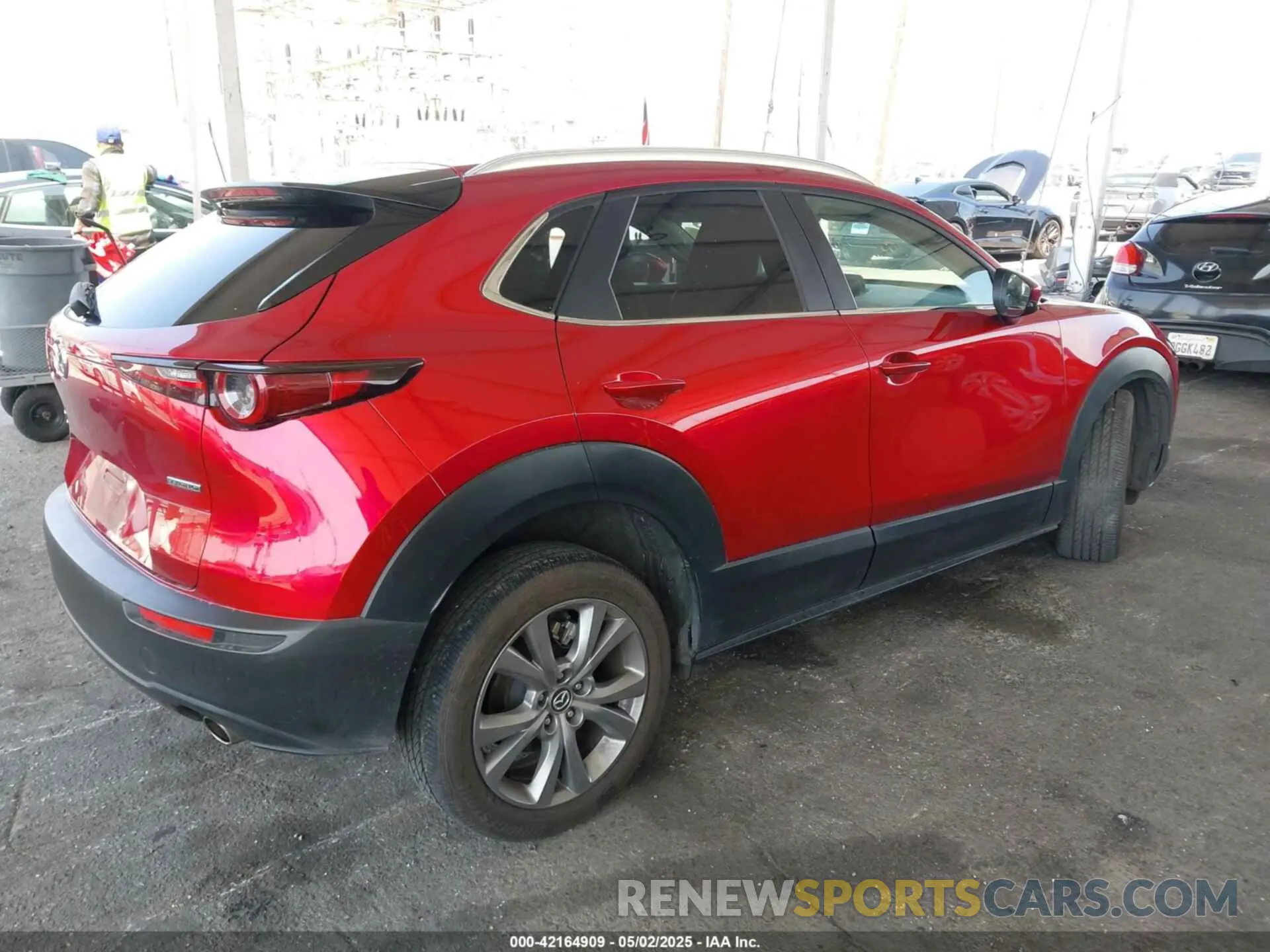 4 fotografías del automóvil dañado 3MVDMBBL2NM417034 MAZDA CX-30 2022