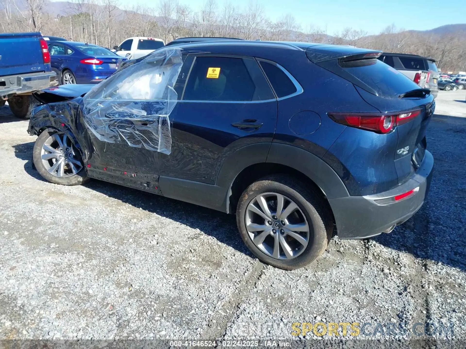 3 fotografías del automóvil dañado 3MVDMBBL4NM444414 MAZDA CX-30 2022