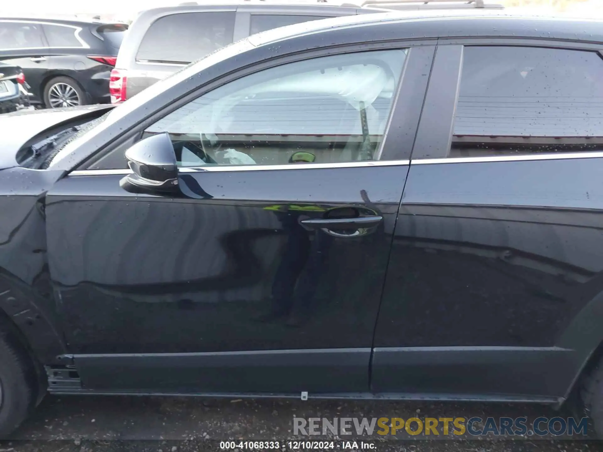 14 fotografías del automóvil dañado 3MVDMBBL4NM452108 MAZDA CX-30 2022