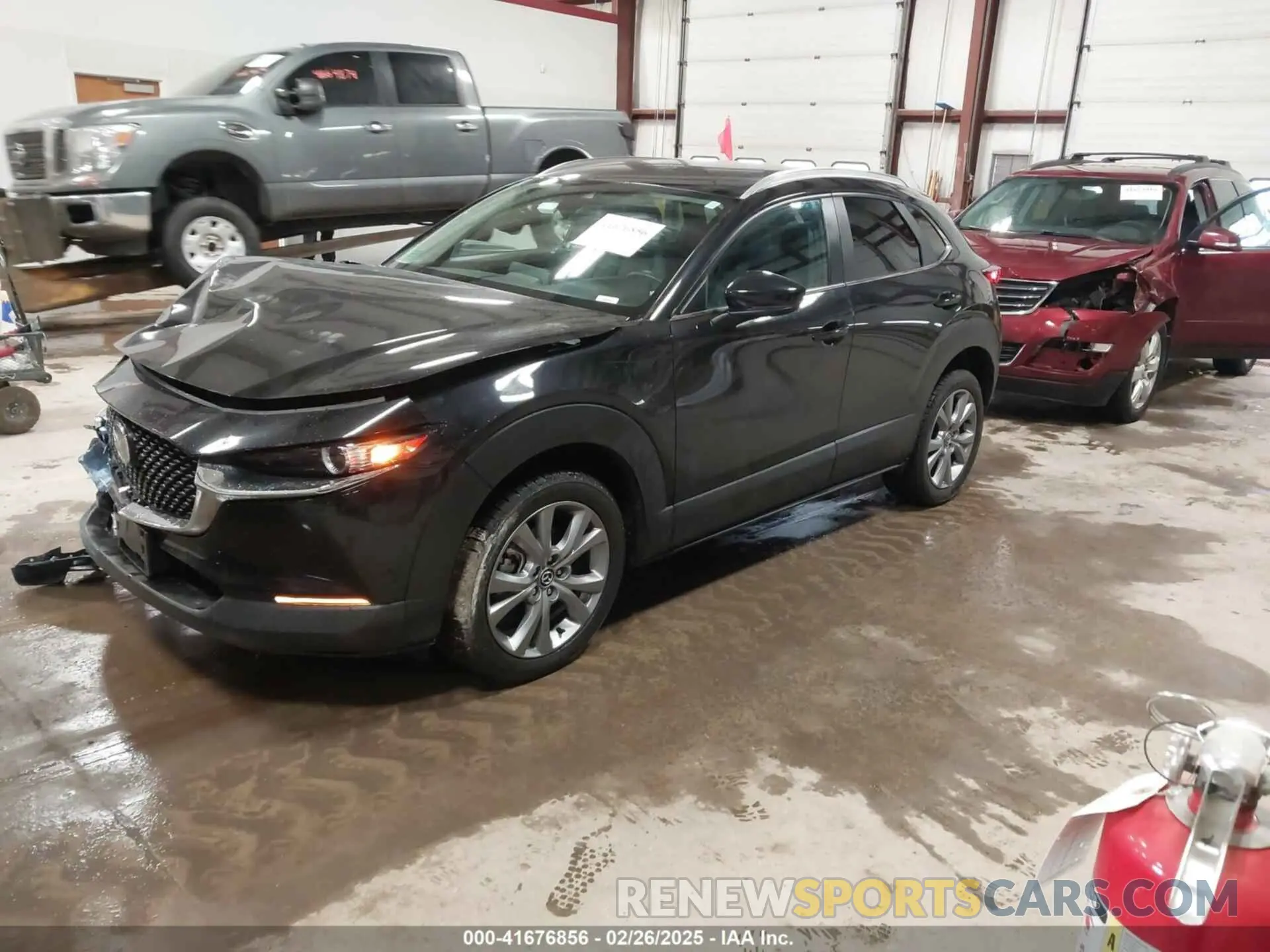 2 fotografías del automóvil dañado 3MVDMBBL8NM430516 MAZDA CX-30 2022