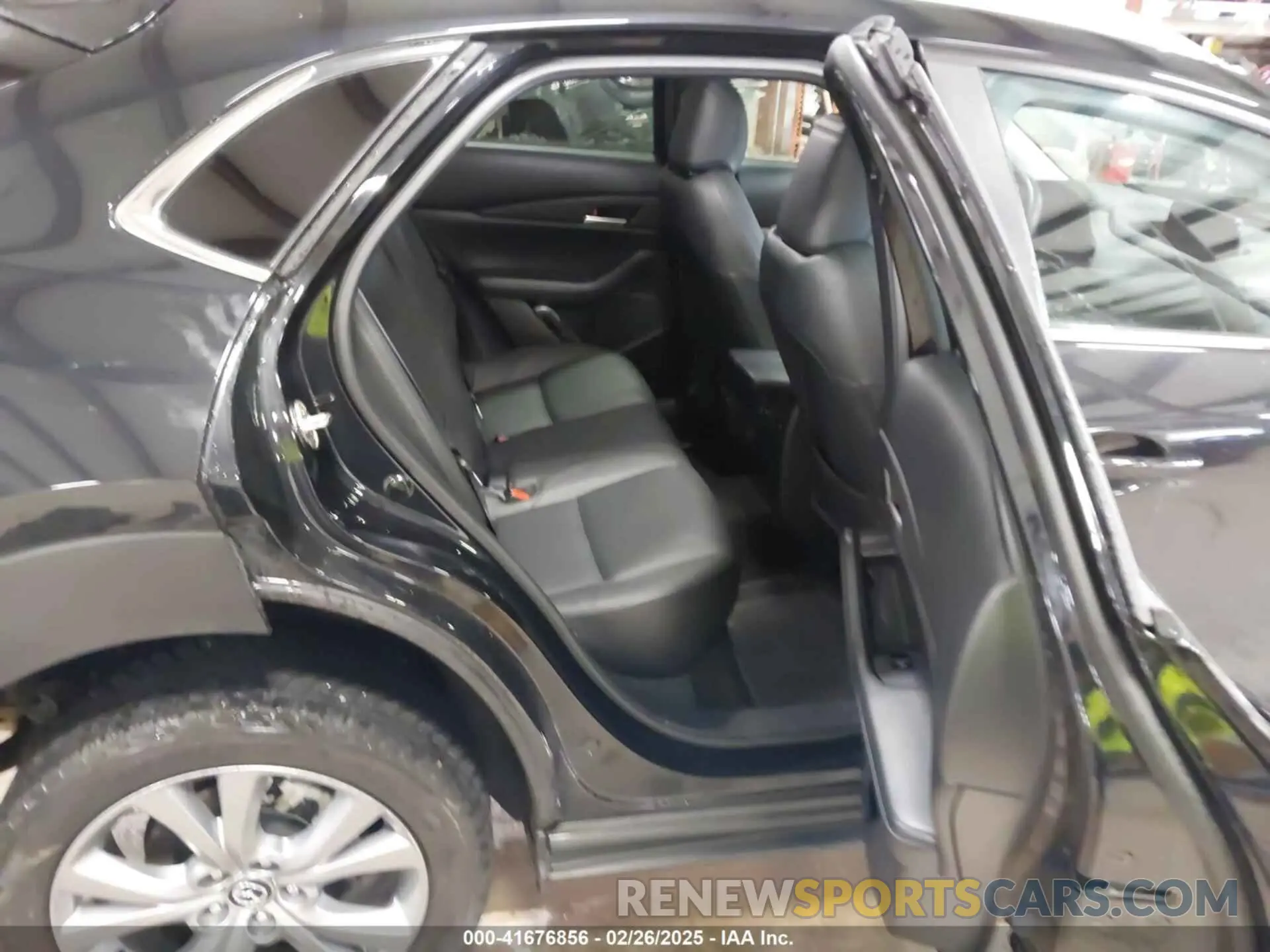 8 fotografías del automóvil dañado 3MVDMBBL8NM430516 MAZDA CX-30 2022