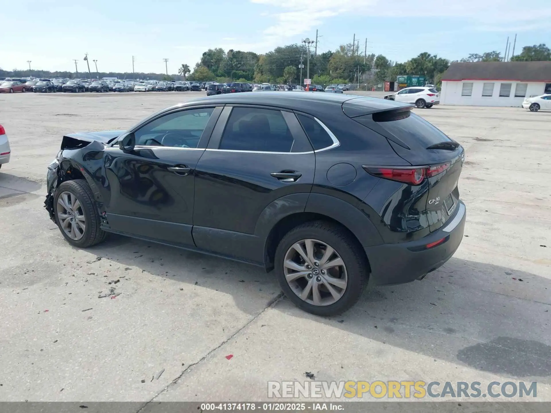 3 fotografías del automóvil dañado 3MVDMBBL9NM452296 MAZDA CX-30 2022