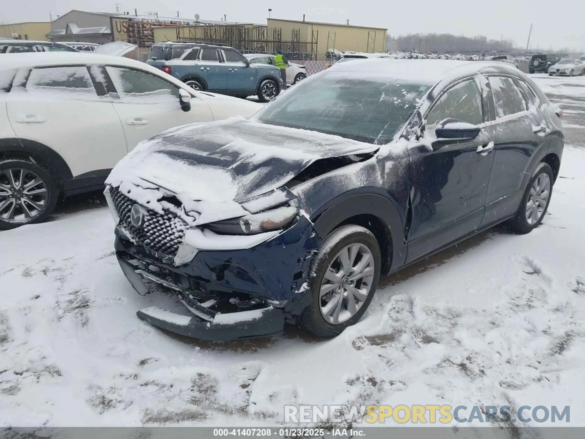 2 fotografías del automóvil dañado 3MVDMBBLXNM424992 MAZDA CX-30 2022
