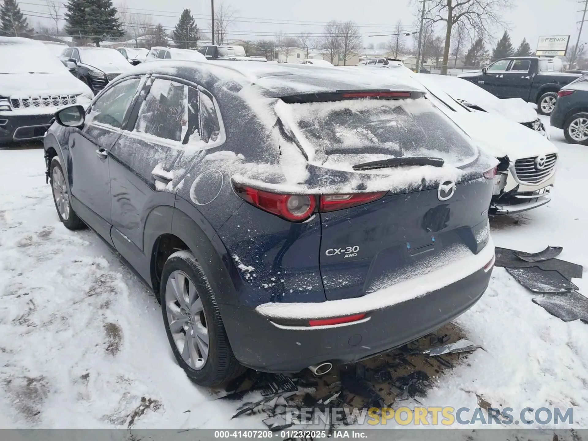 3 fotografías del automóvil dañado 3MVDMBBLXNM424992 MAZDA CX-30 2022