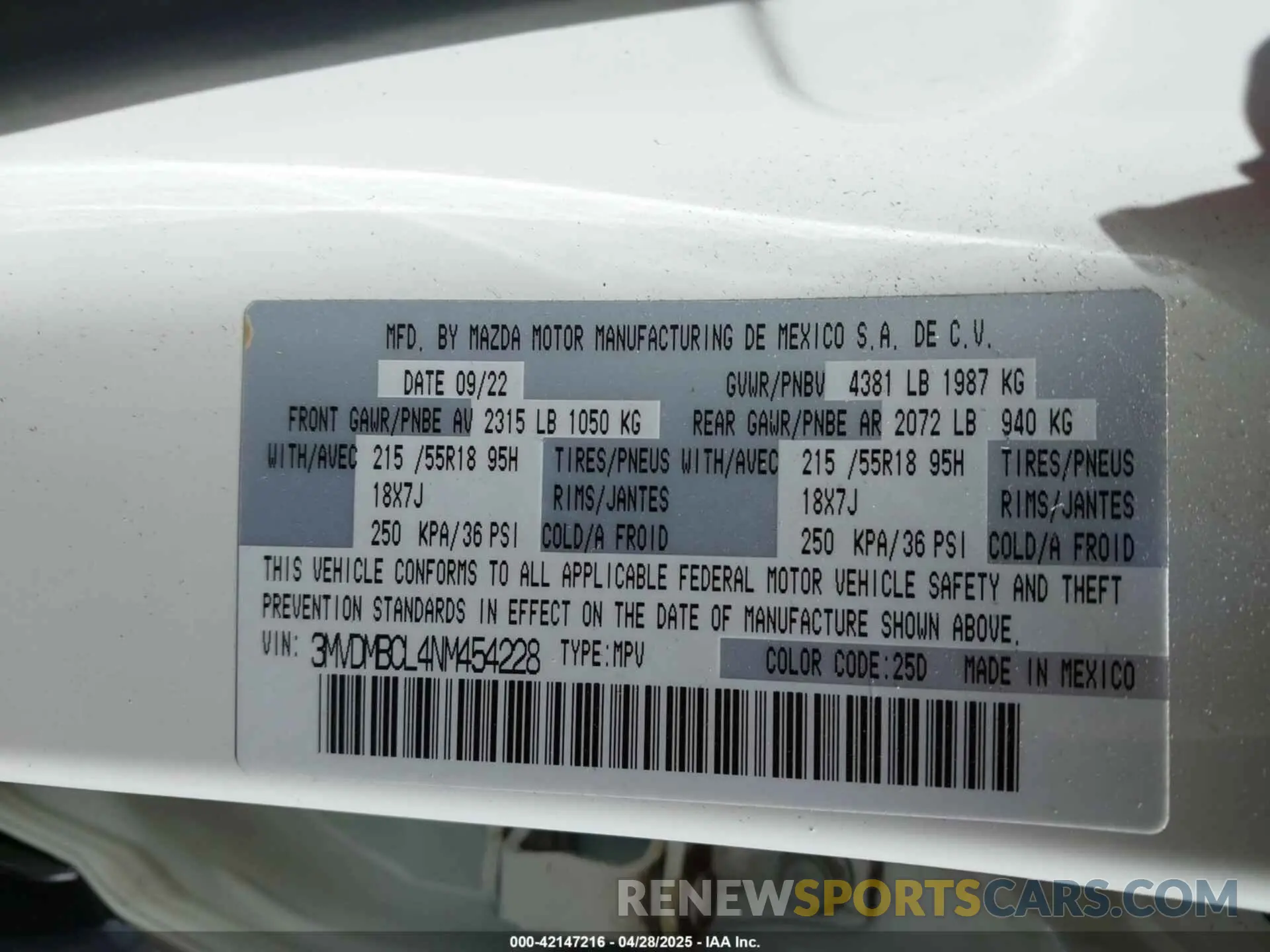 9 fotografías del automóvil dañado 3MVDMBCL4NM454228 MAZDA CX-30 2022