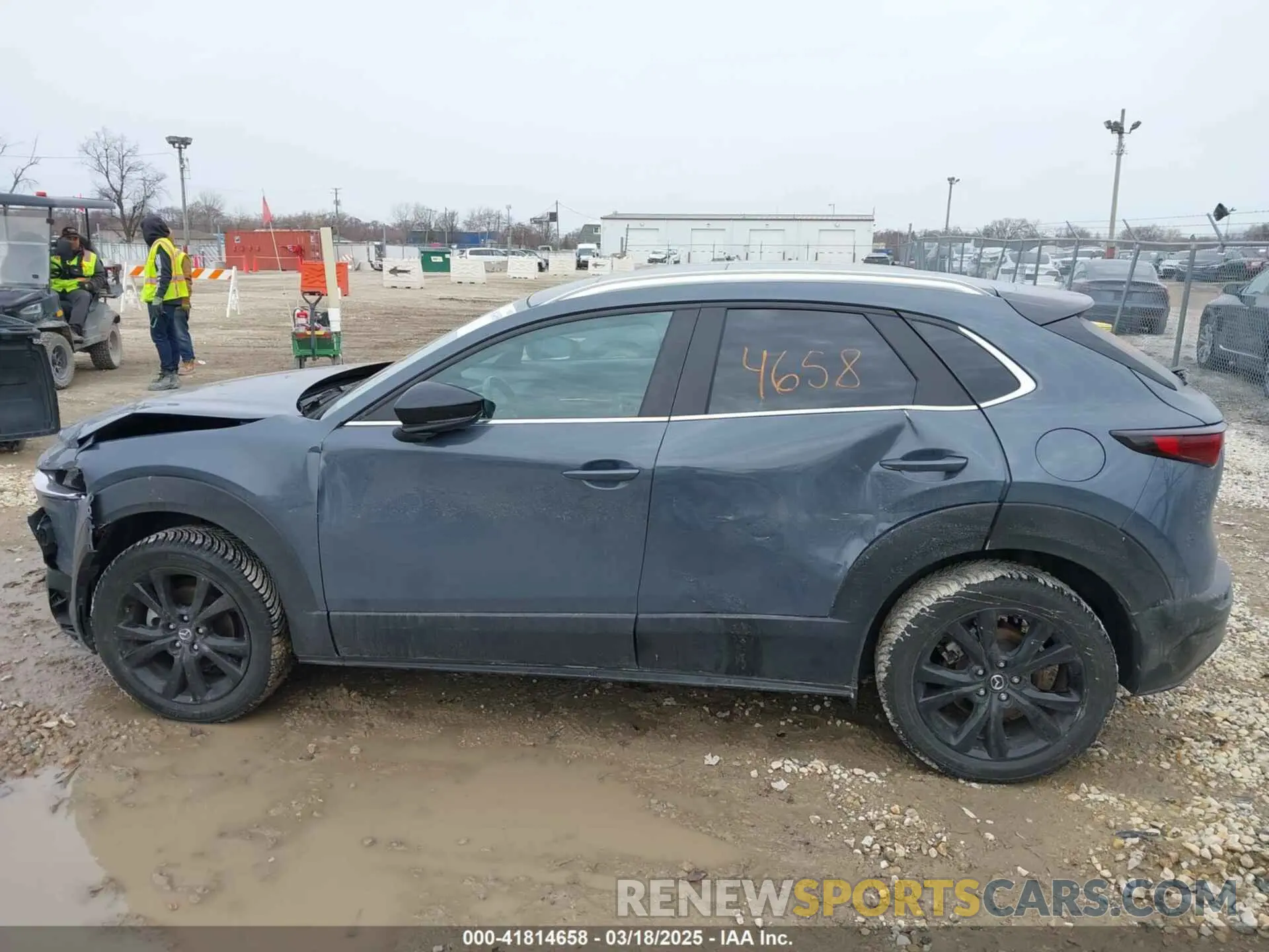 14 fotografías del automóvil dañado 3MVDMBCL7NM454496 MAZDA CX-30 2022