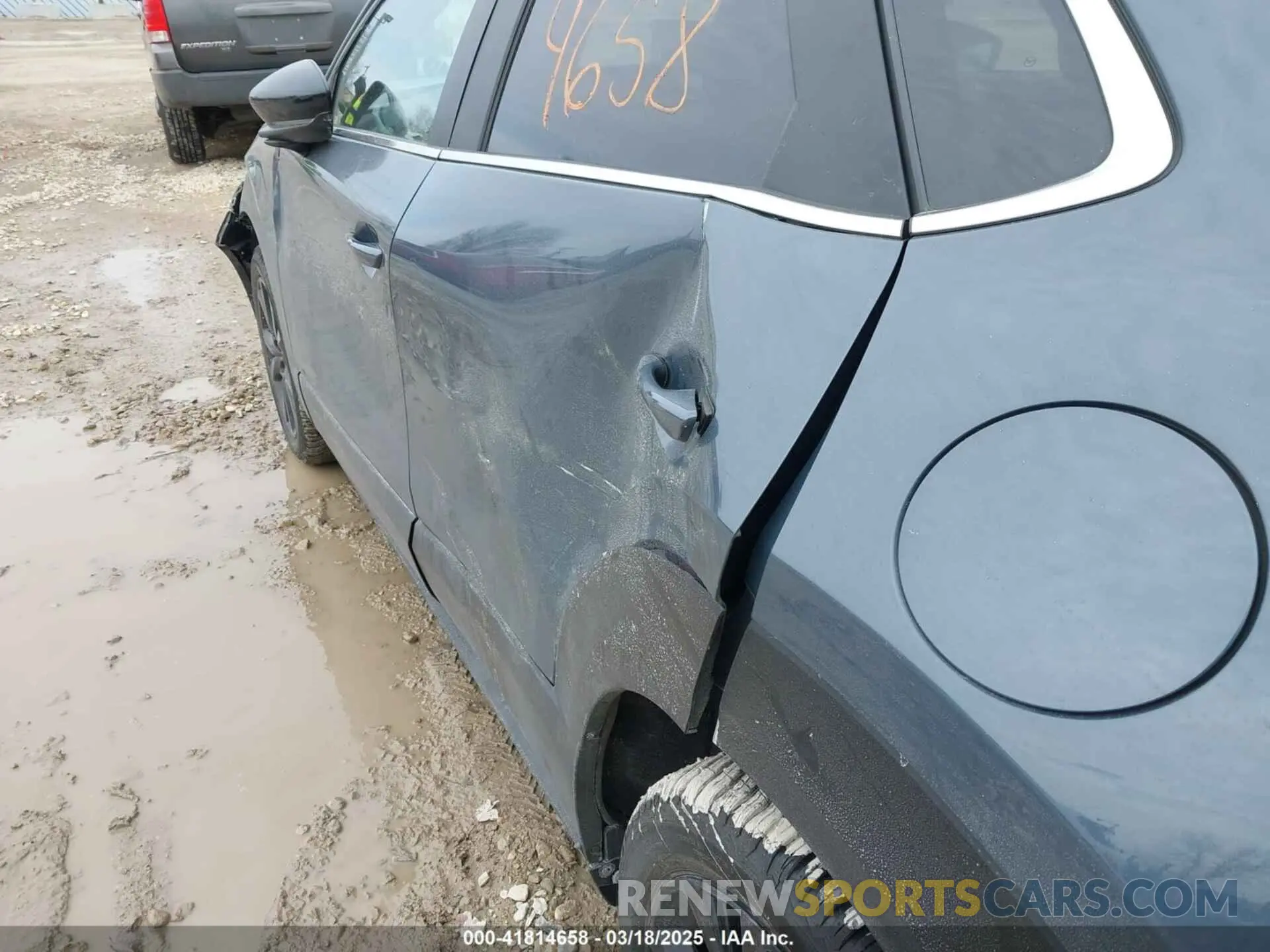 20 fotografías del automóvil dañado 3MVDMBCL7NM454496 MAZDA CX-30 2022