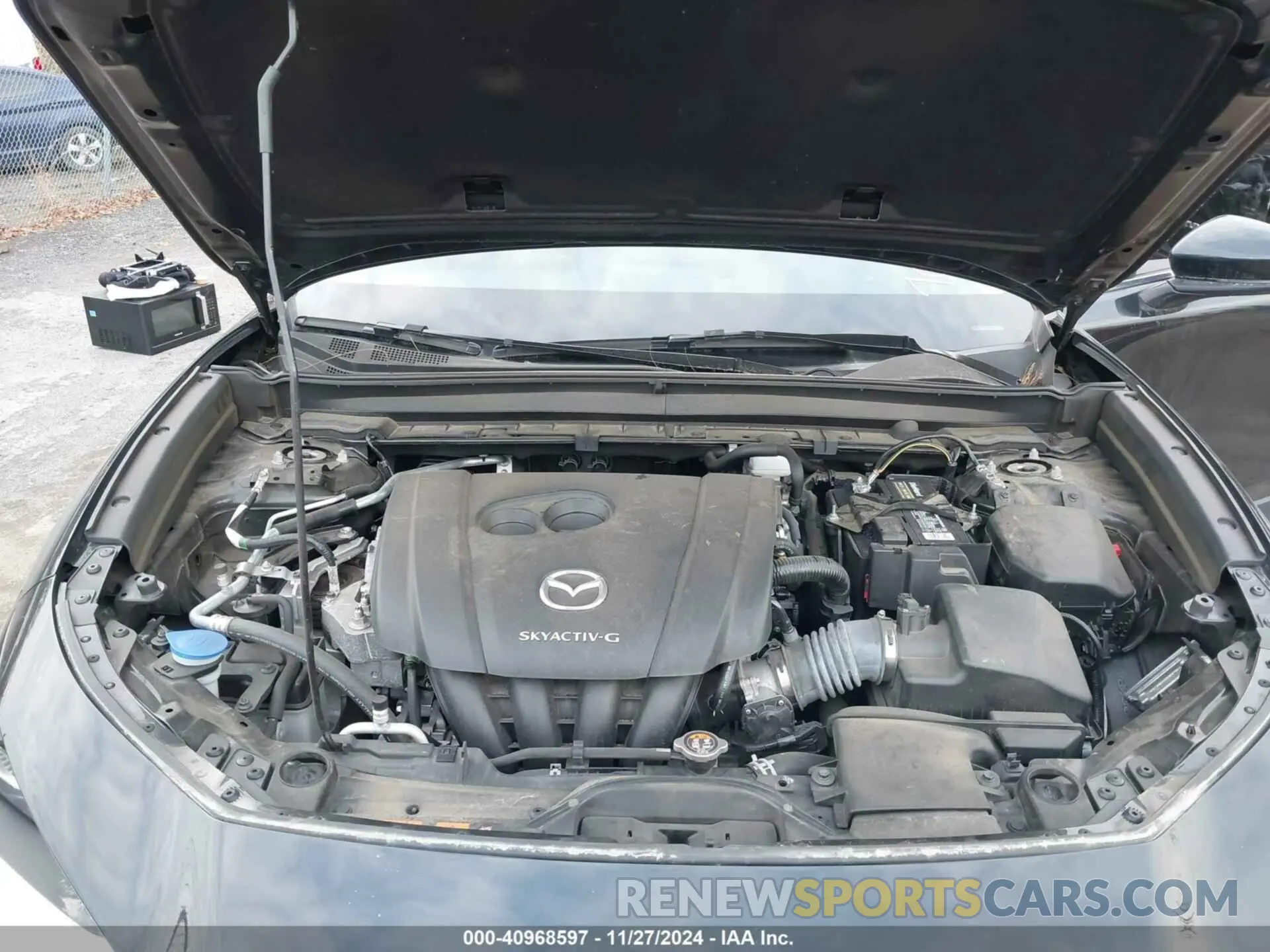 10 fotografías del automóvil dañado 3MVDMBCL8NM409311 MAZDA CX-30 2022
