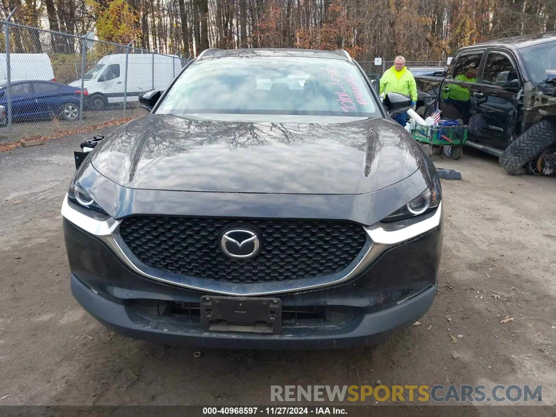 13 fotografías del automóvil dañado 3MVDMBCL8NM409311 MAZDA CX-30 2022