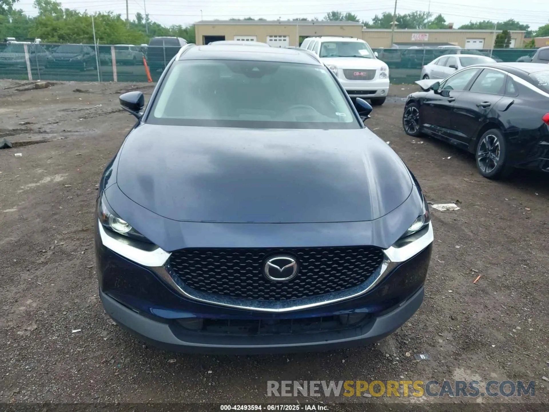13 fotografías del automóvil dañado 3MVDMBDL0NM413545 MAZDA CX-30 2022