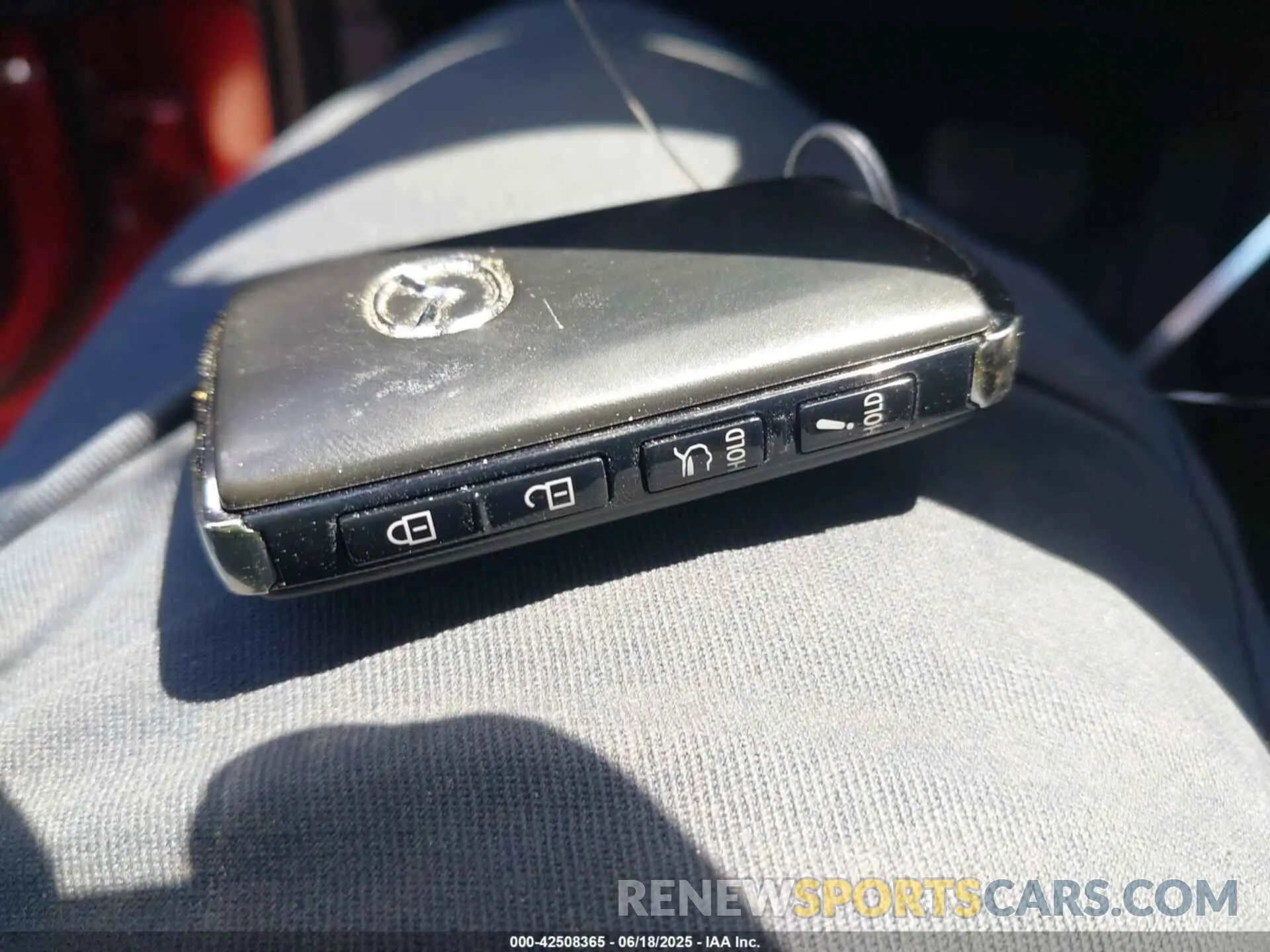 11 fotografías del automóvil dañado 3MVDMBDL2NM413756 MAZDA CX-30 2022