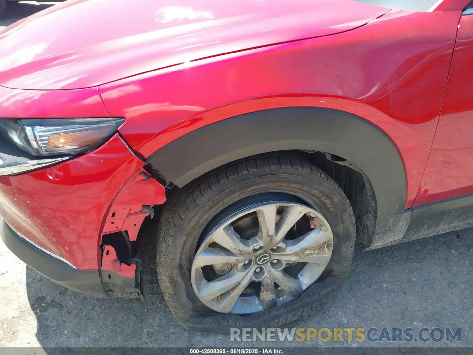 12 fotografías del automóvil dañado 3MVDMBDL2NM413756 MAZDA CX-30 2022
