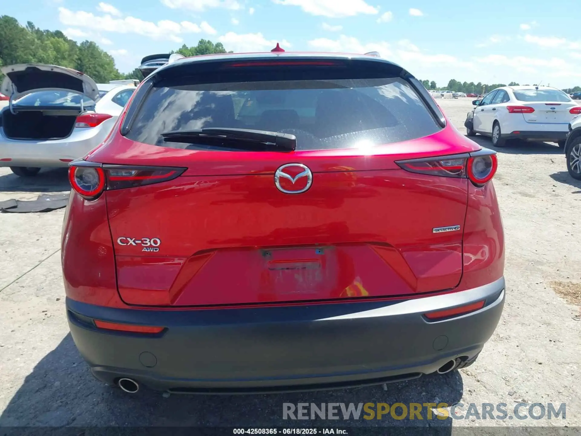 17 fotografías del automóvil dañado 3MVDMBDL2NM413756 MAZDA CX-30 2022