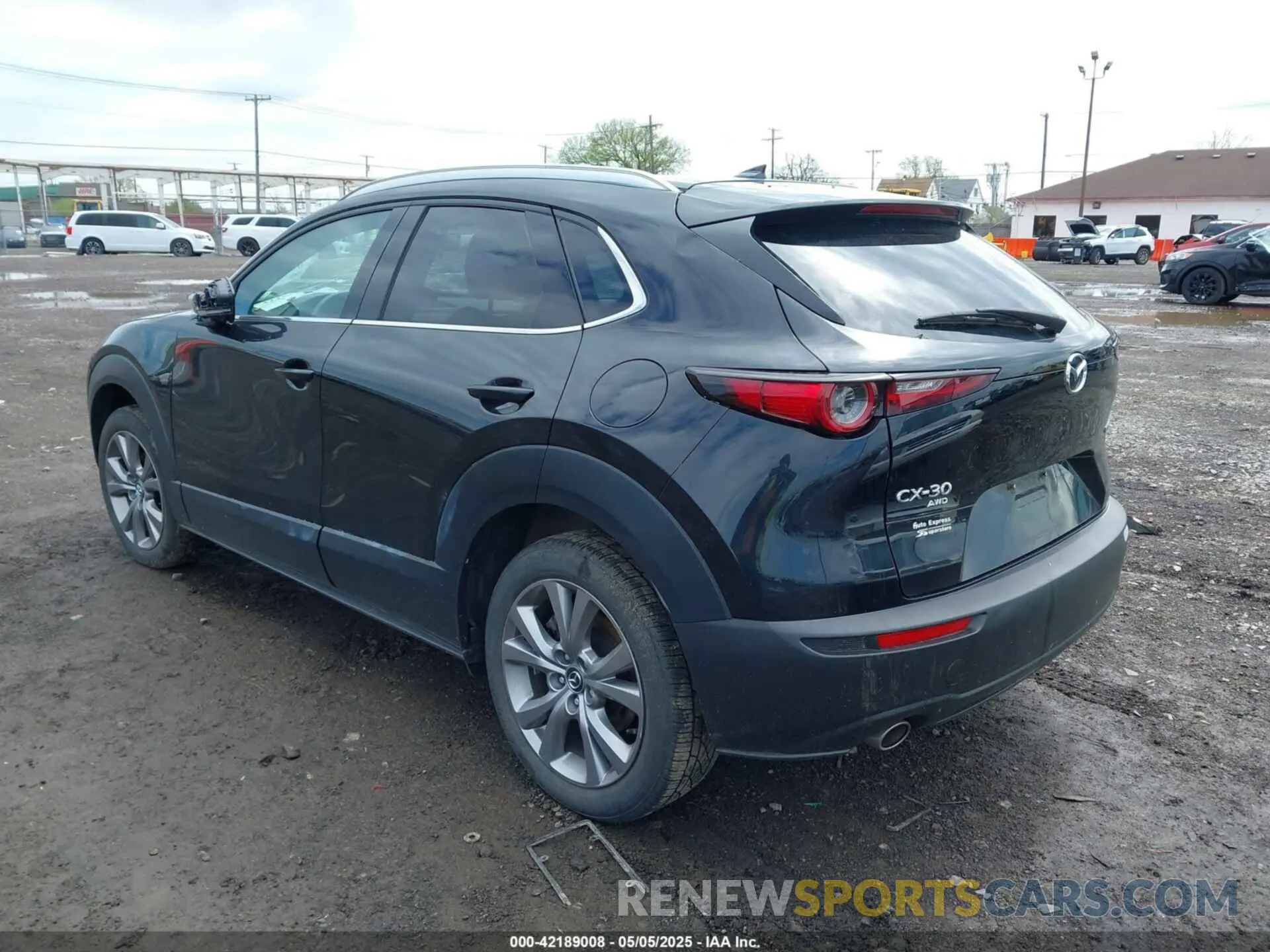 3 fotografías del automóvil dañado 3MVDMBDL5NM413878 MAZDA CX-30 2022