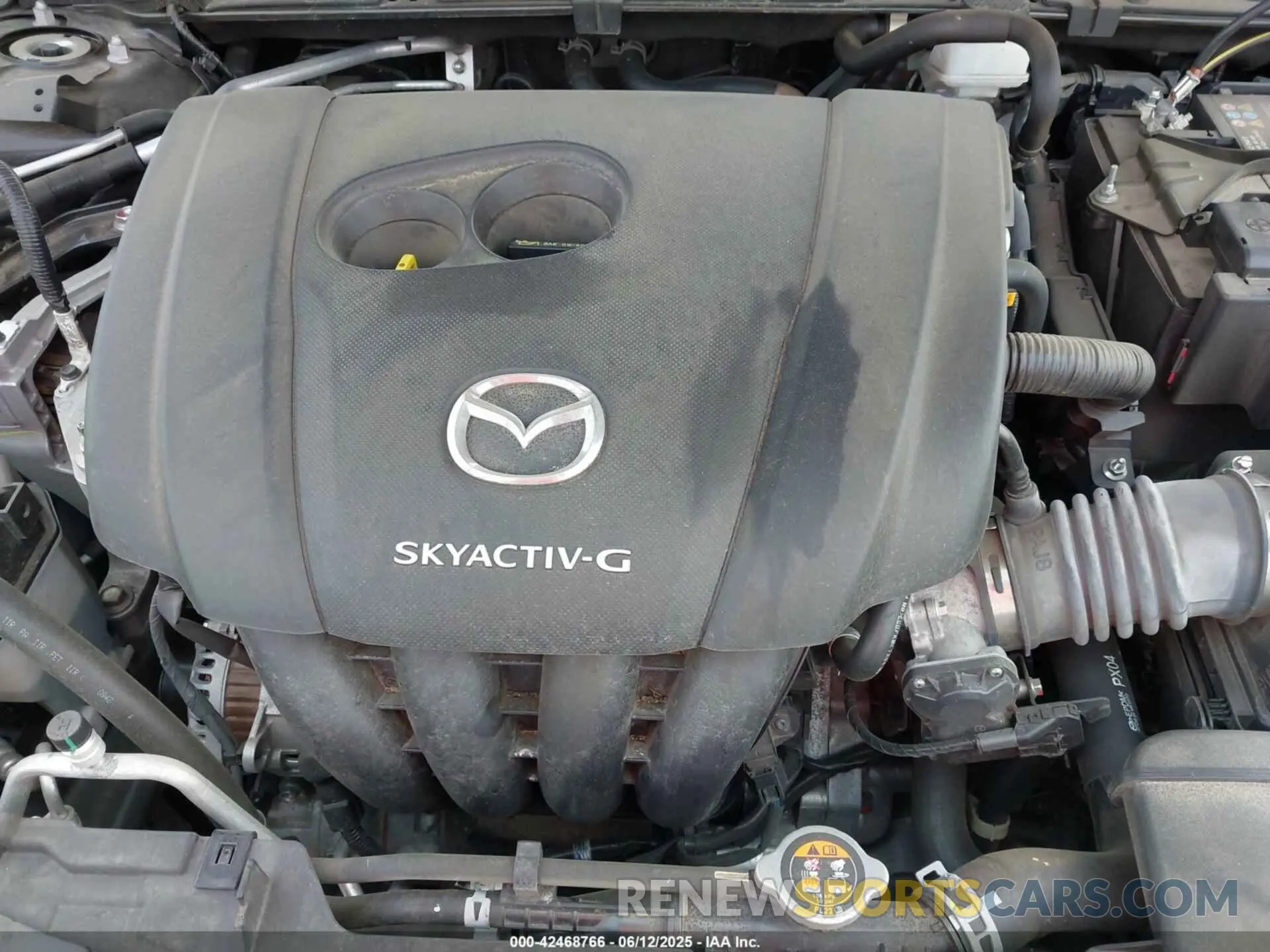 10 fotografías del automóvil dañado 3MVDMBDL9NM443336 MAZDA CX-30 2022