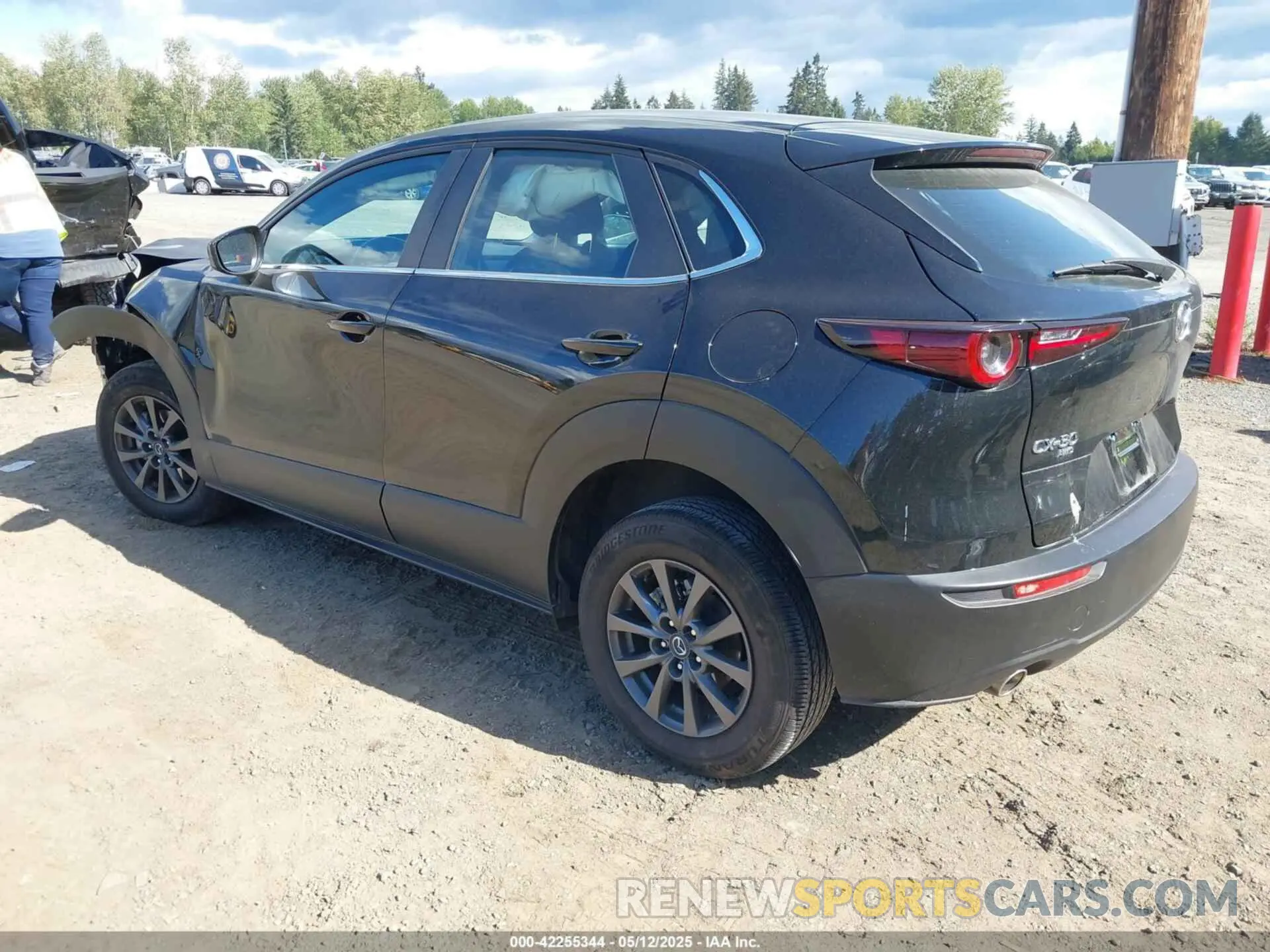 3 fotografías del automóvil dañado 3MVDMBAM0PM519901 MAZDA CX-30 2023