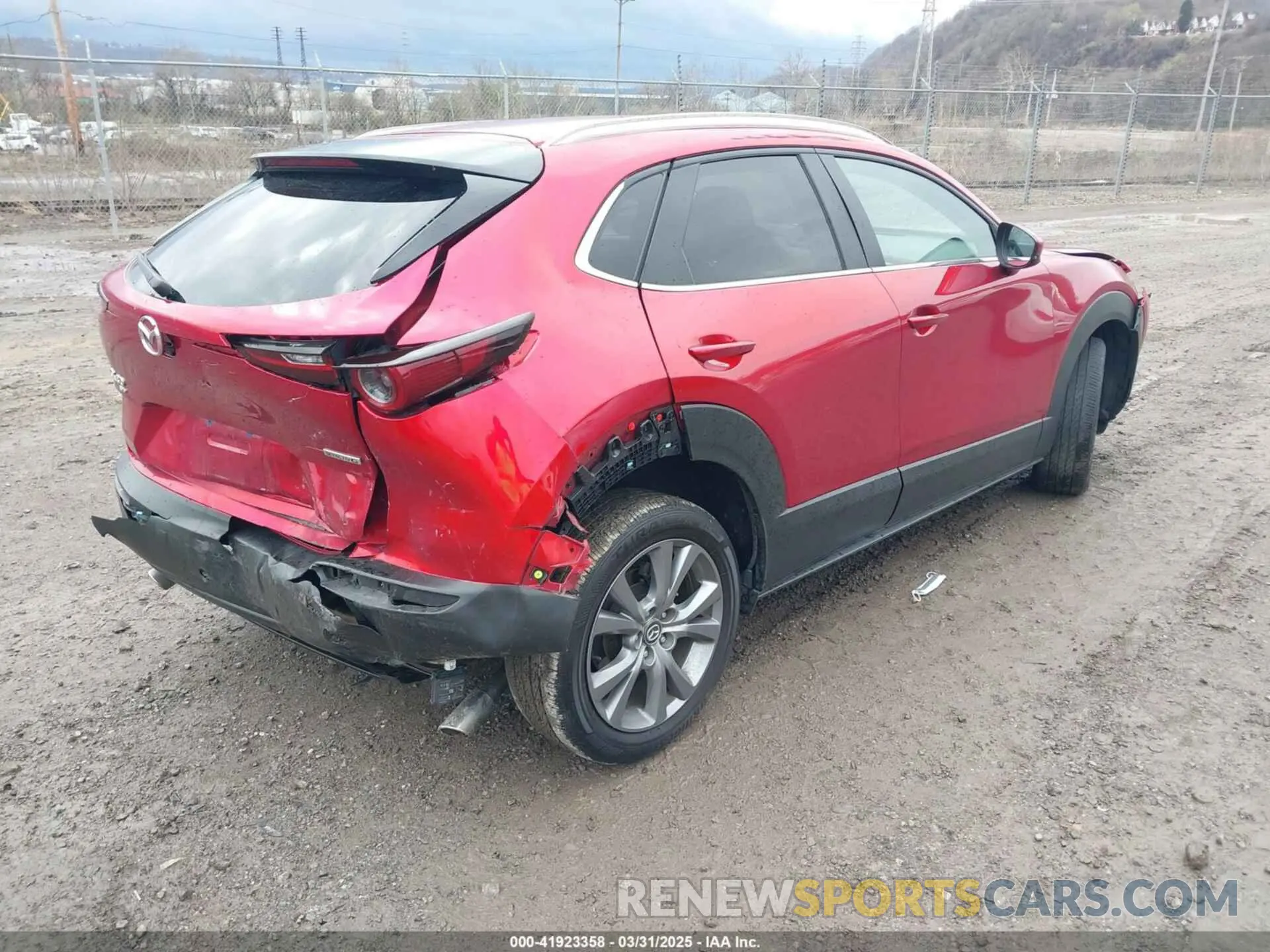 4 fotografías del automóvil dañado 3MVDMBBM0PM546997 MAZDA CX-30 2023