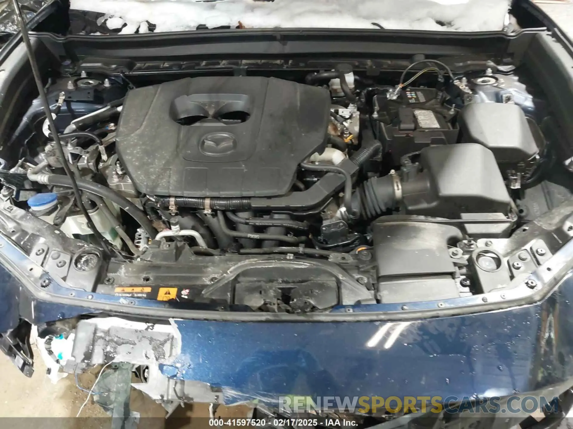 10 fotografías del automóvil dañado 3MVDMBBM2PM583968 MAZDA CX-30 2023