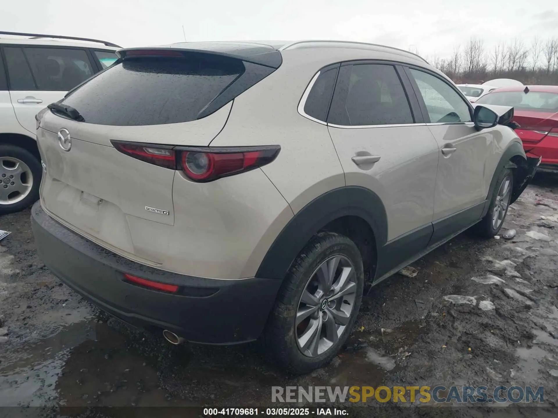 4 fotografías del automóvil dañado 3MVDMBBM4PM525845 MAZDA CX-30 2023