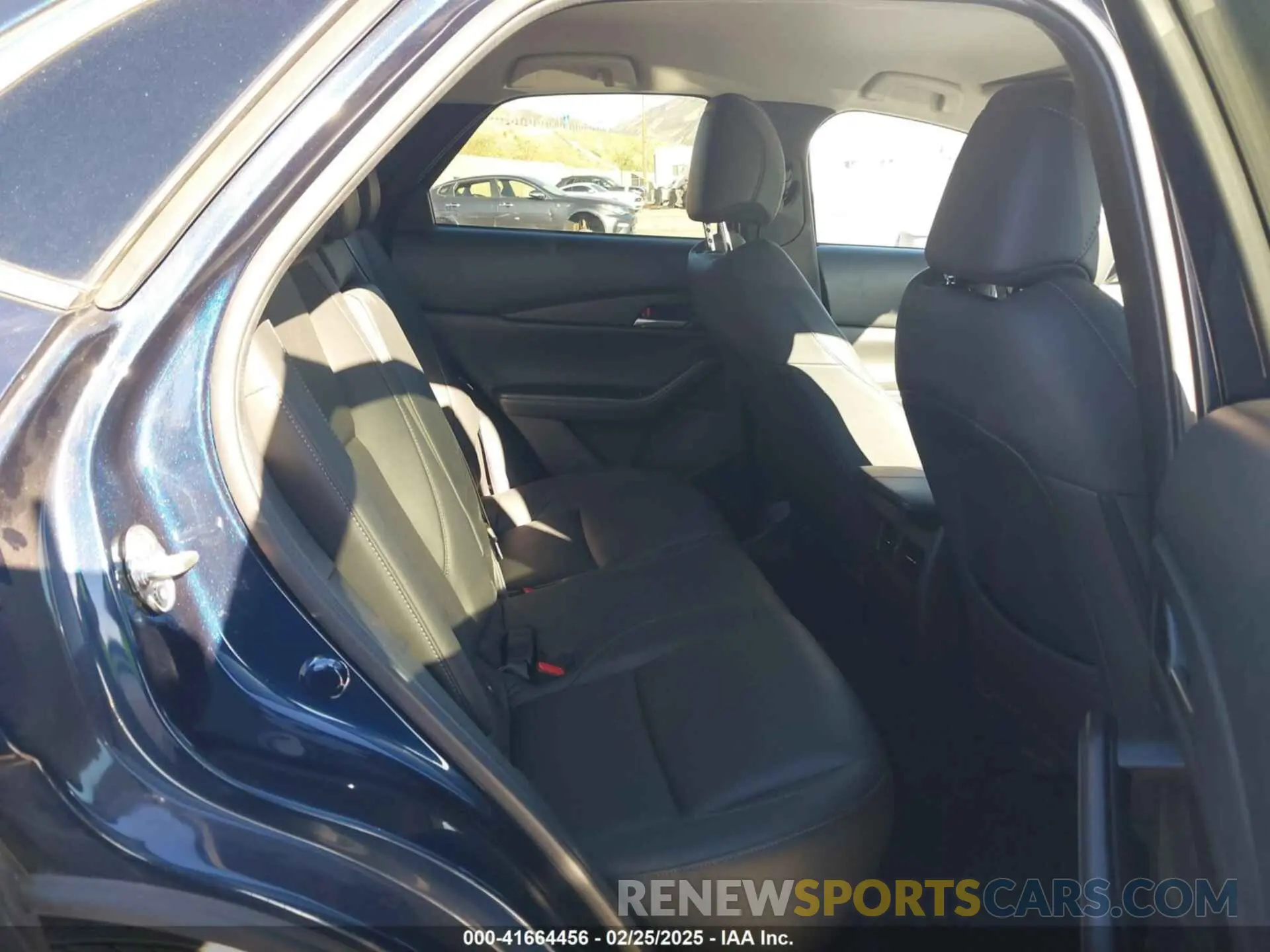 8 fotografías del automóvil dañado 3MVDMBBM8PM514475 MAZDA CX-30 2023