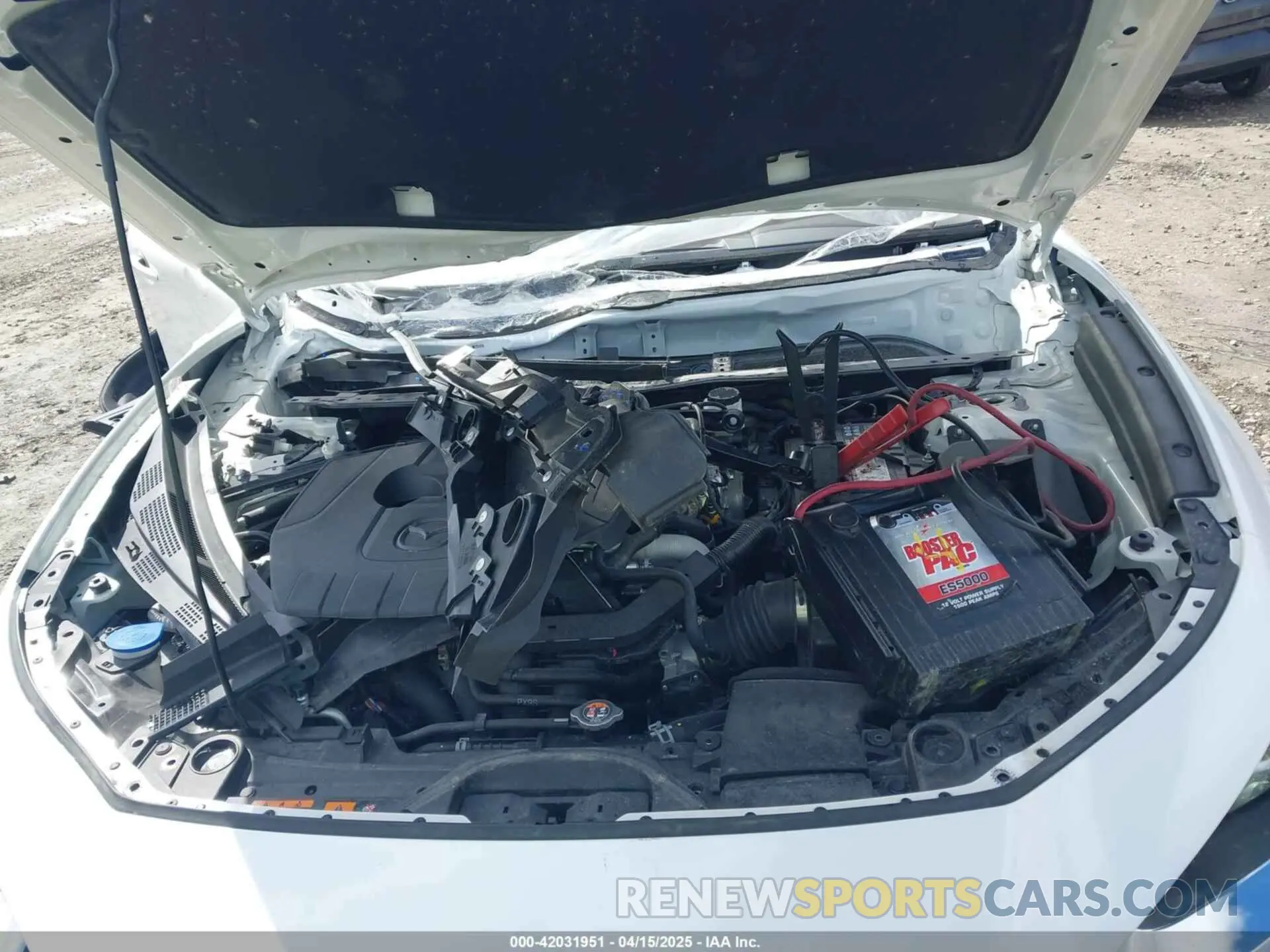 10 fotografías del automóvil dañado 3MVDMBBM8PM581691 MAZDA CX-30 2023